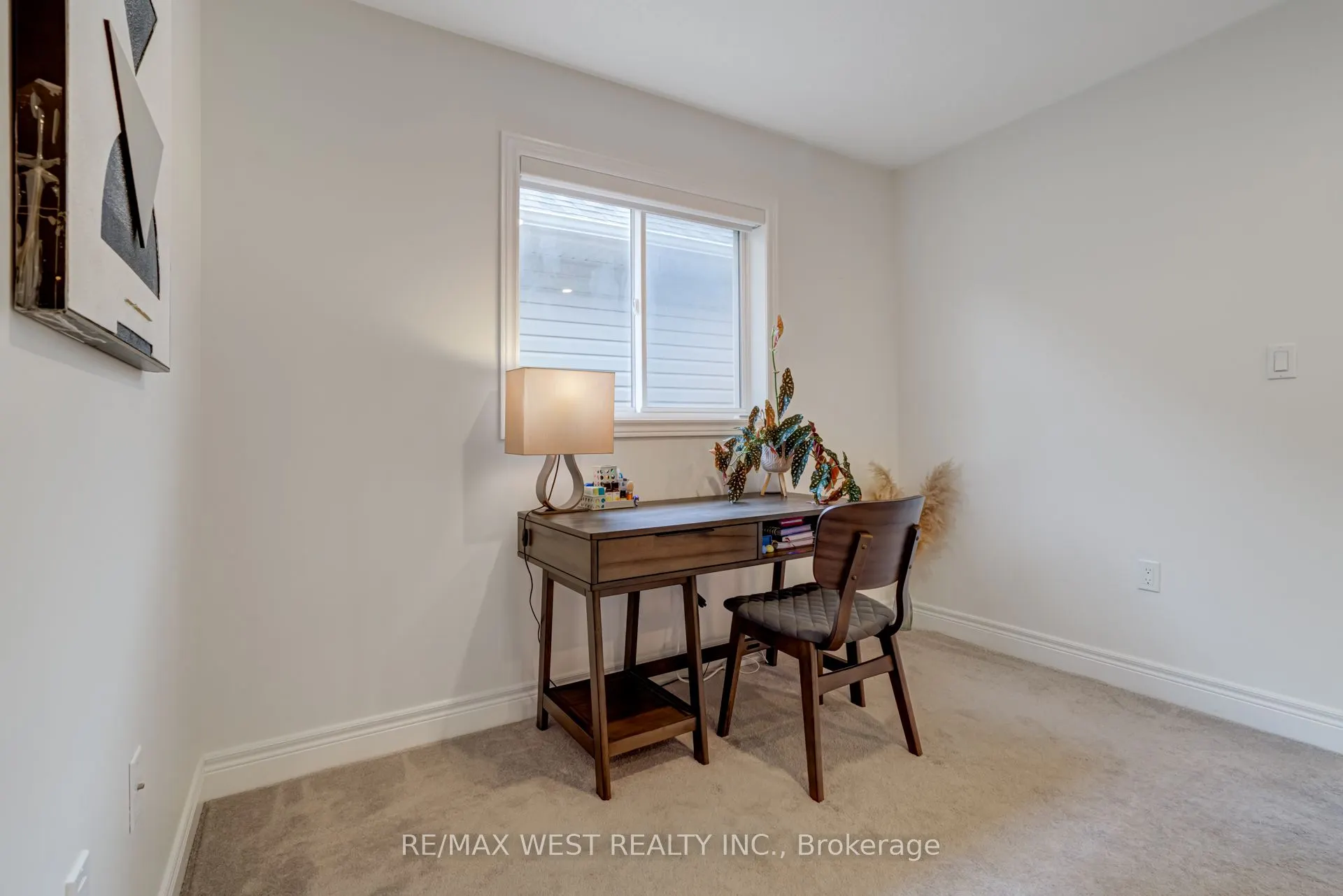 270 Dalgleish Trail