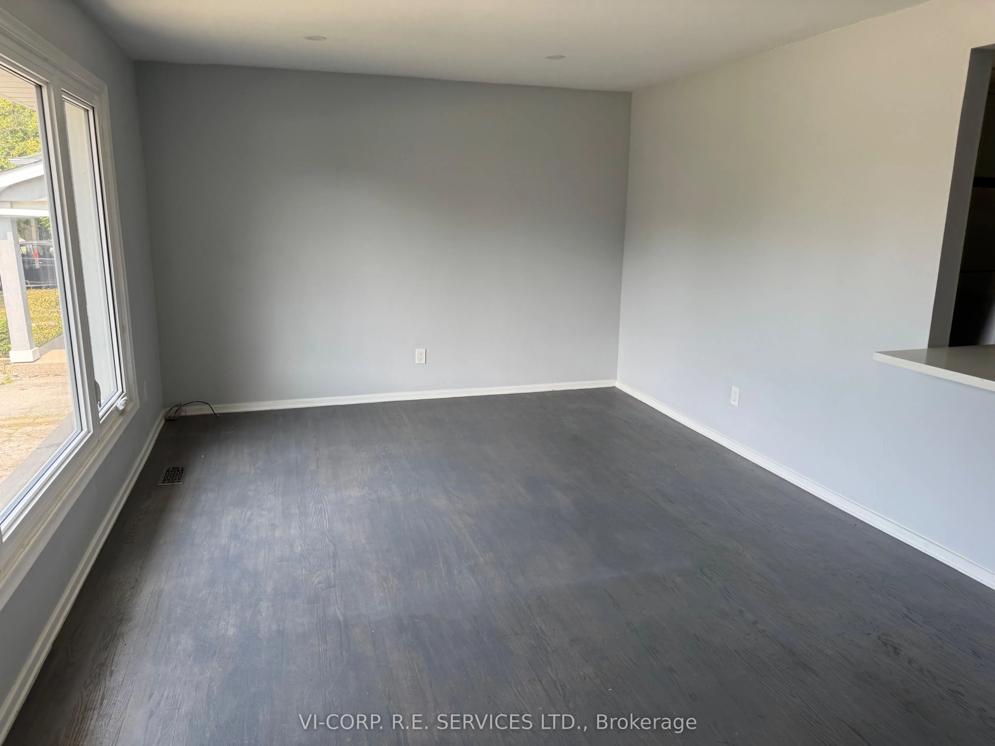 89 Greeningdon Drive