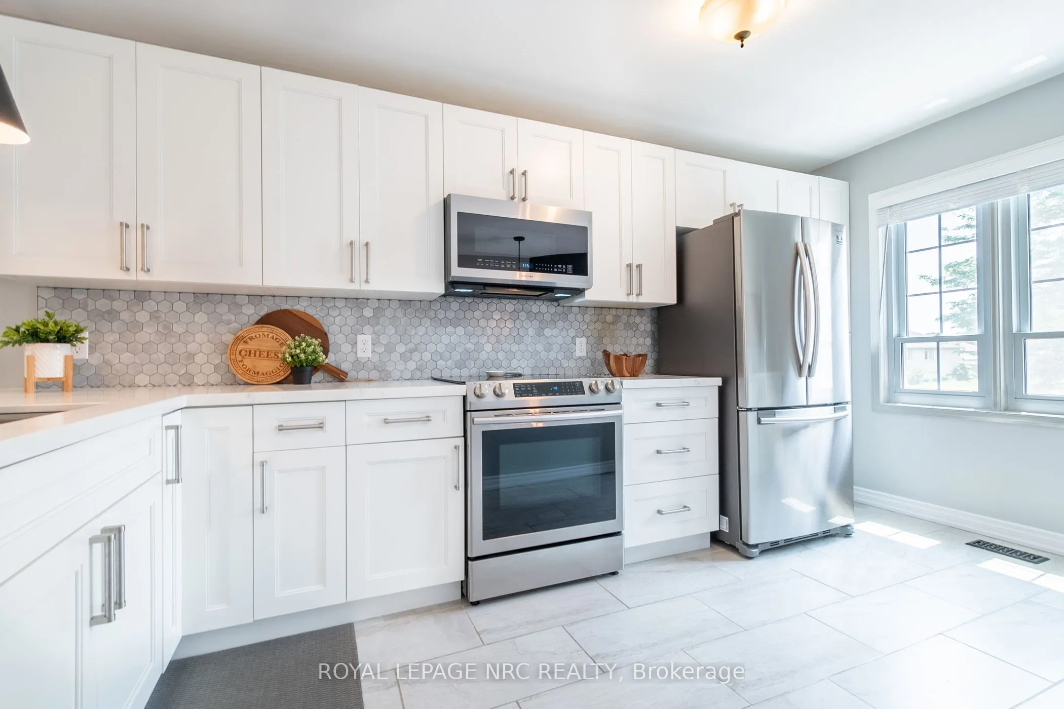 4 Jackson Court W