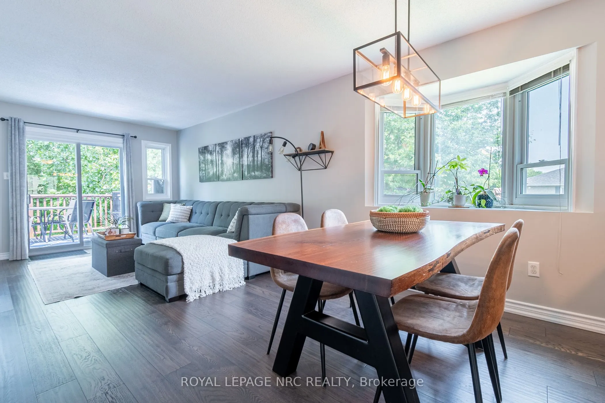 4 Jackson Court W