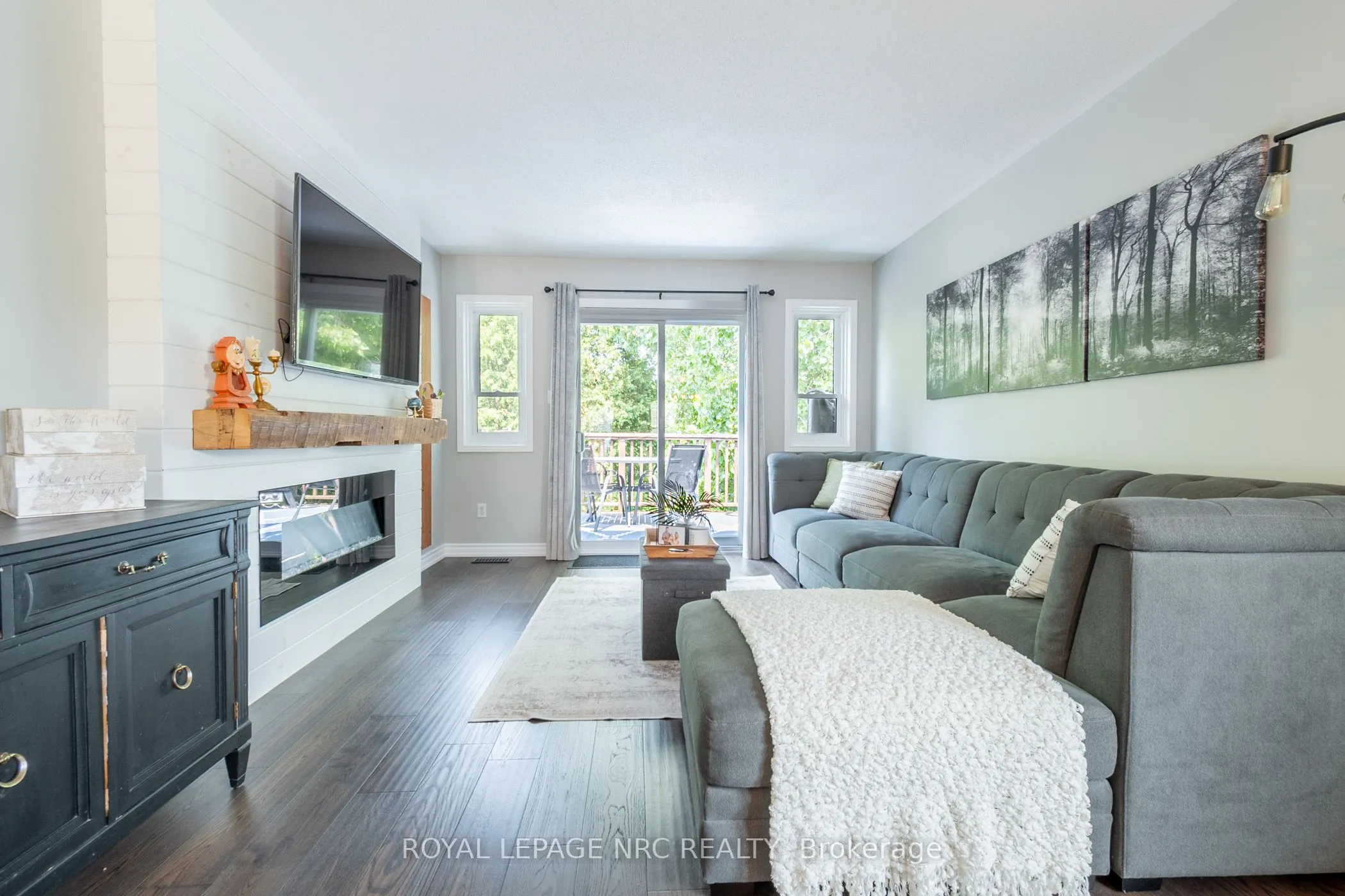 4 Jackson Court W