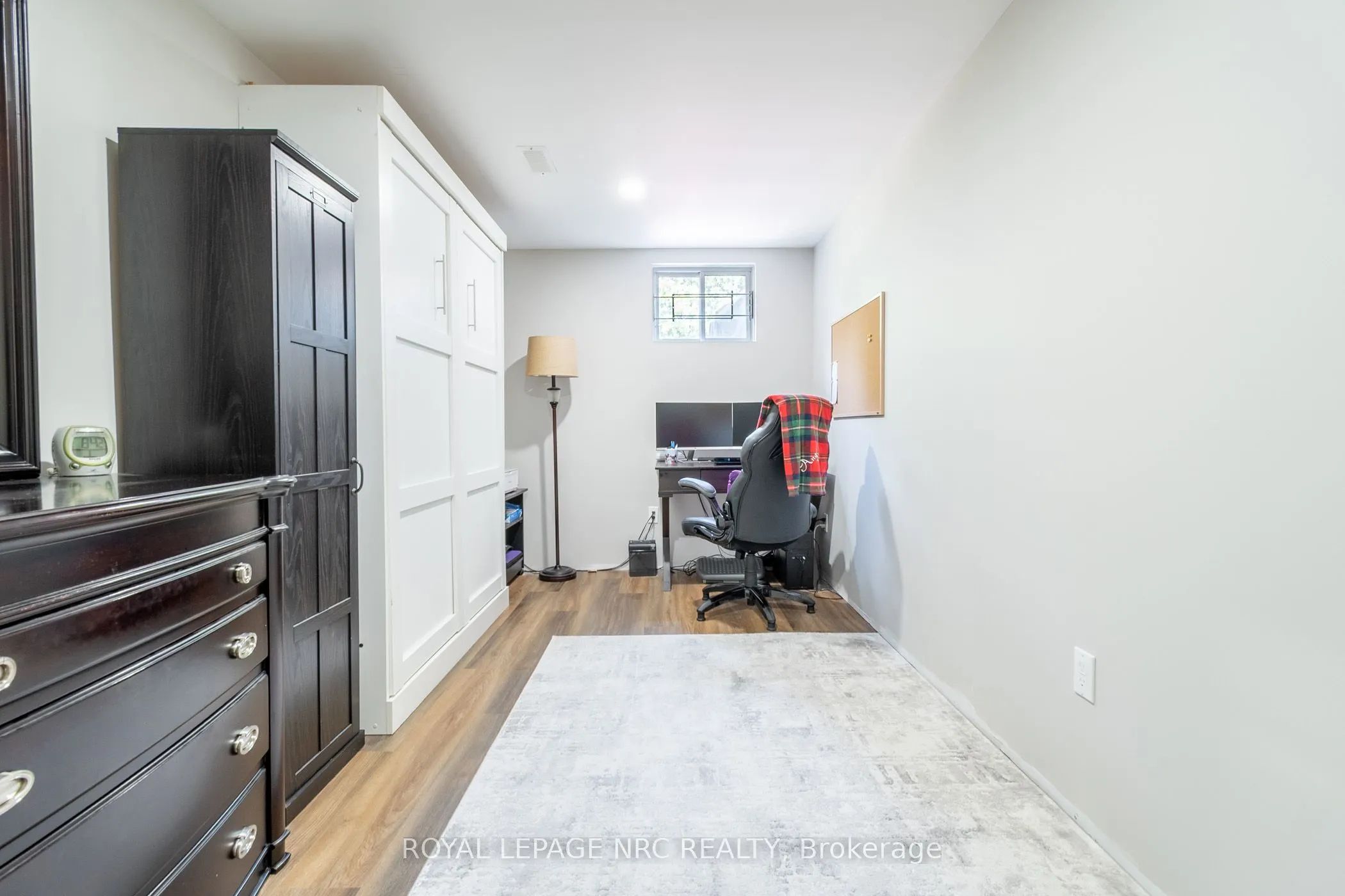 4 Jackson Court W