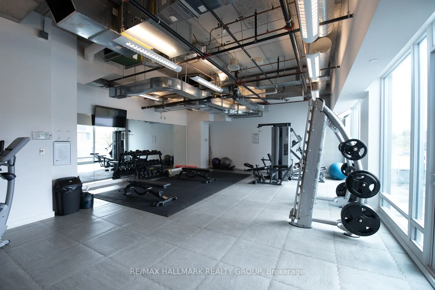111 Champagne Avenue #1805