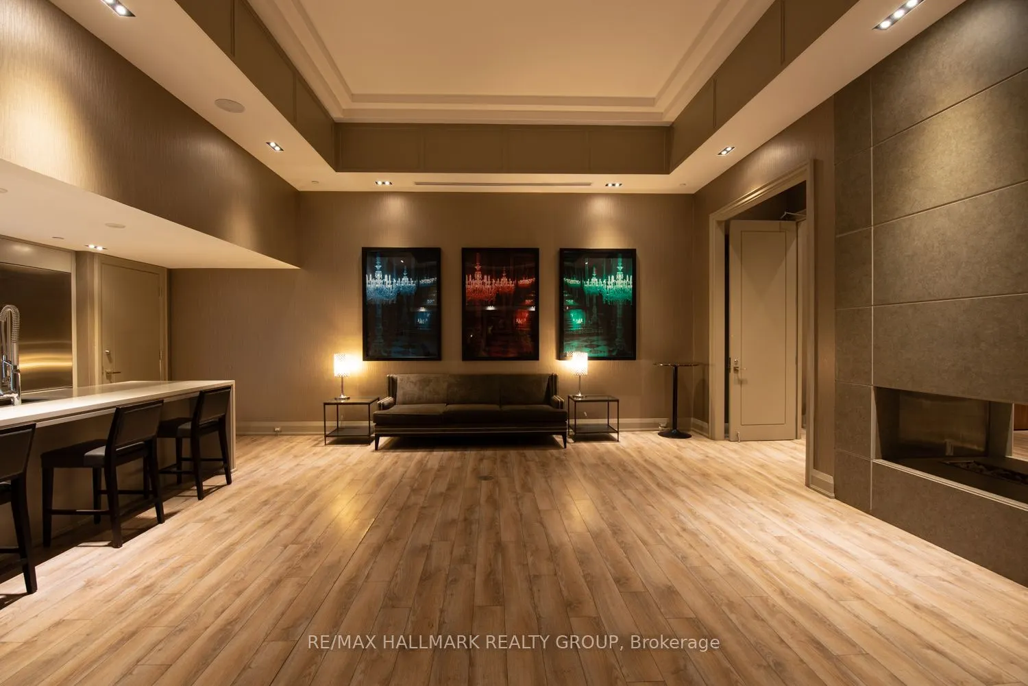 111 Champagne Avenue #1805
