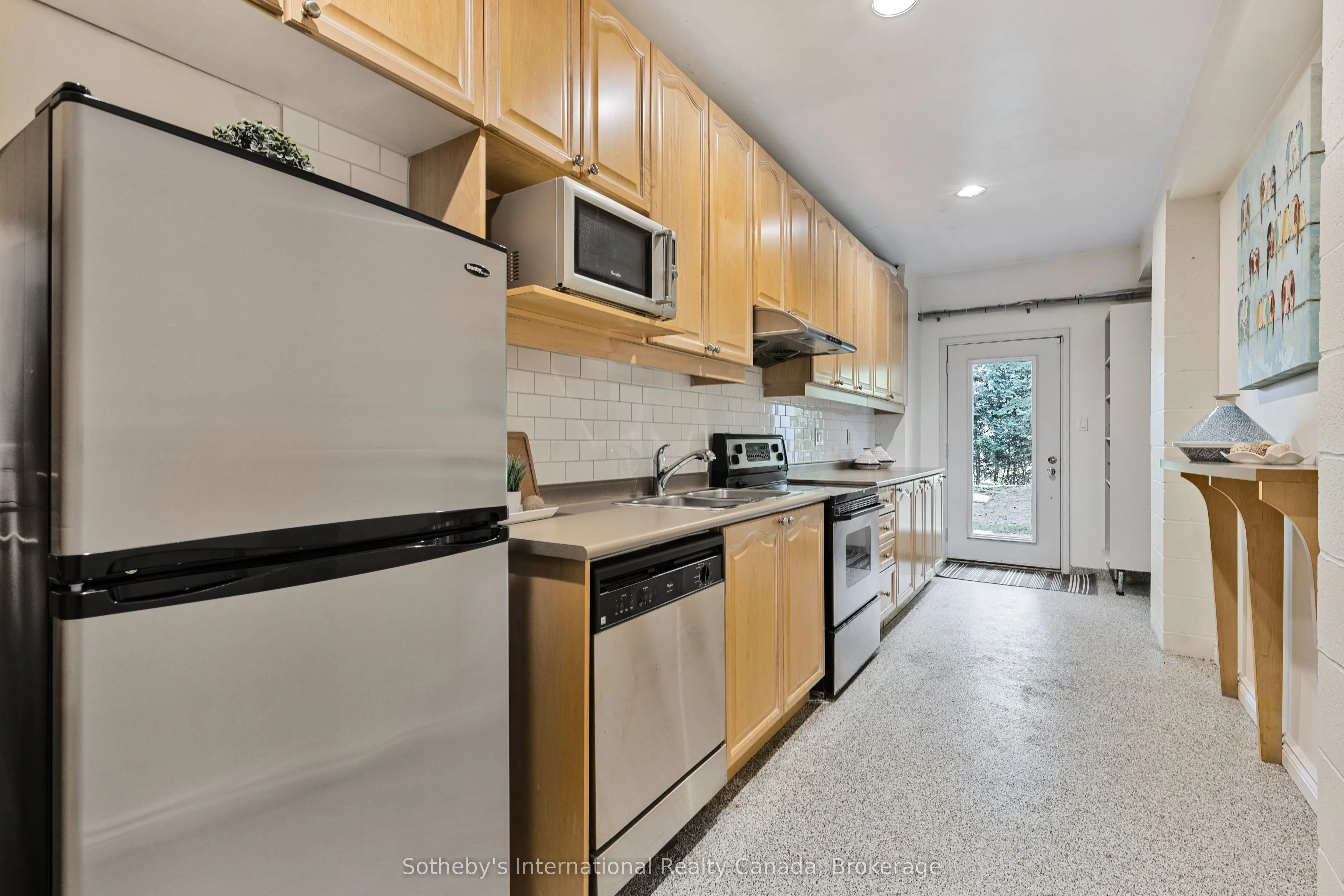 160 Grand Cypress Lane