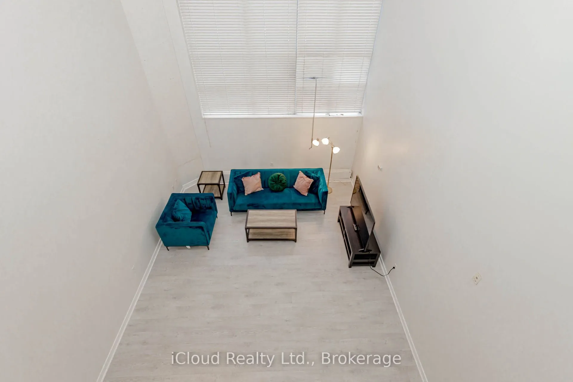 66 Bay Street S #107