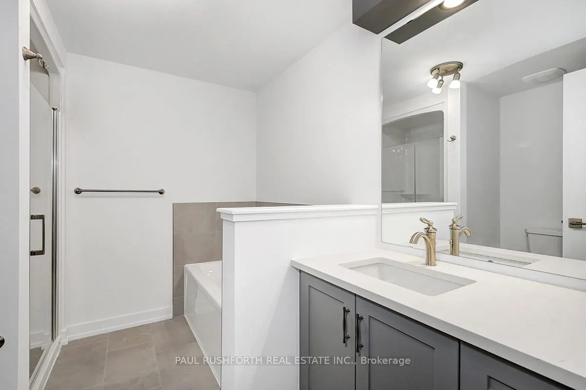 350 MONTEE OUTAOUAIS Street, #604