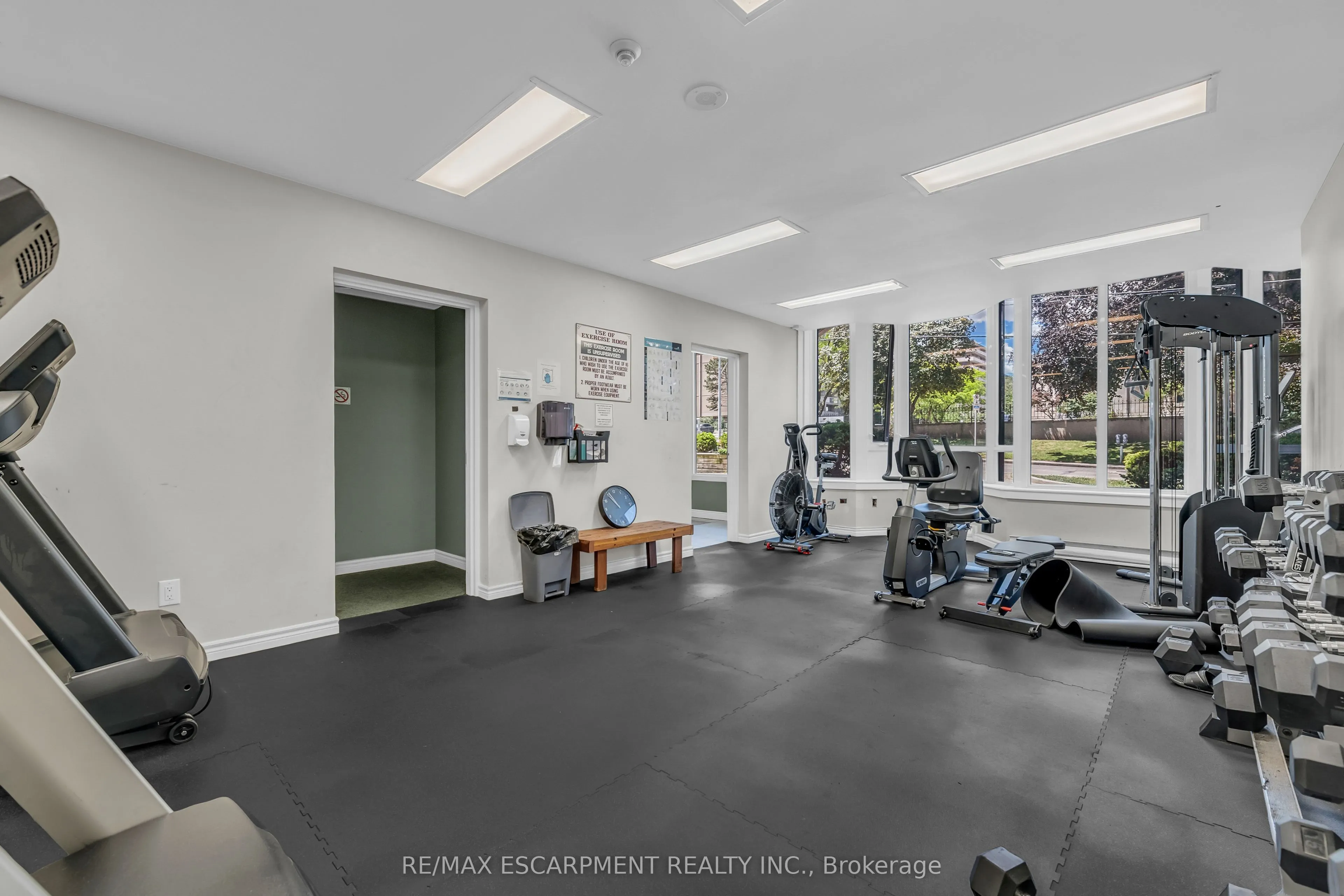 67 Caroline Street S #203