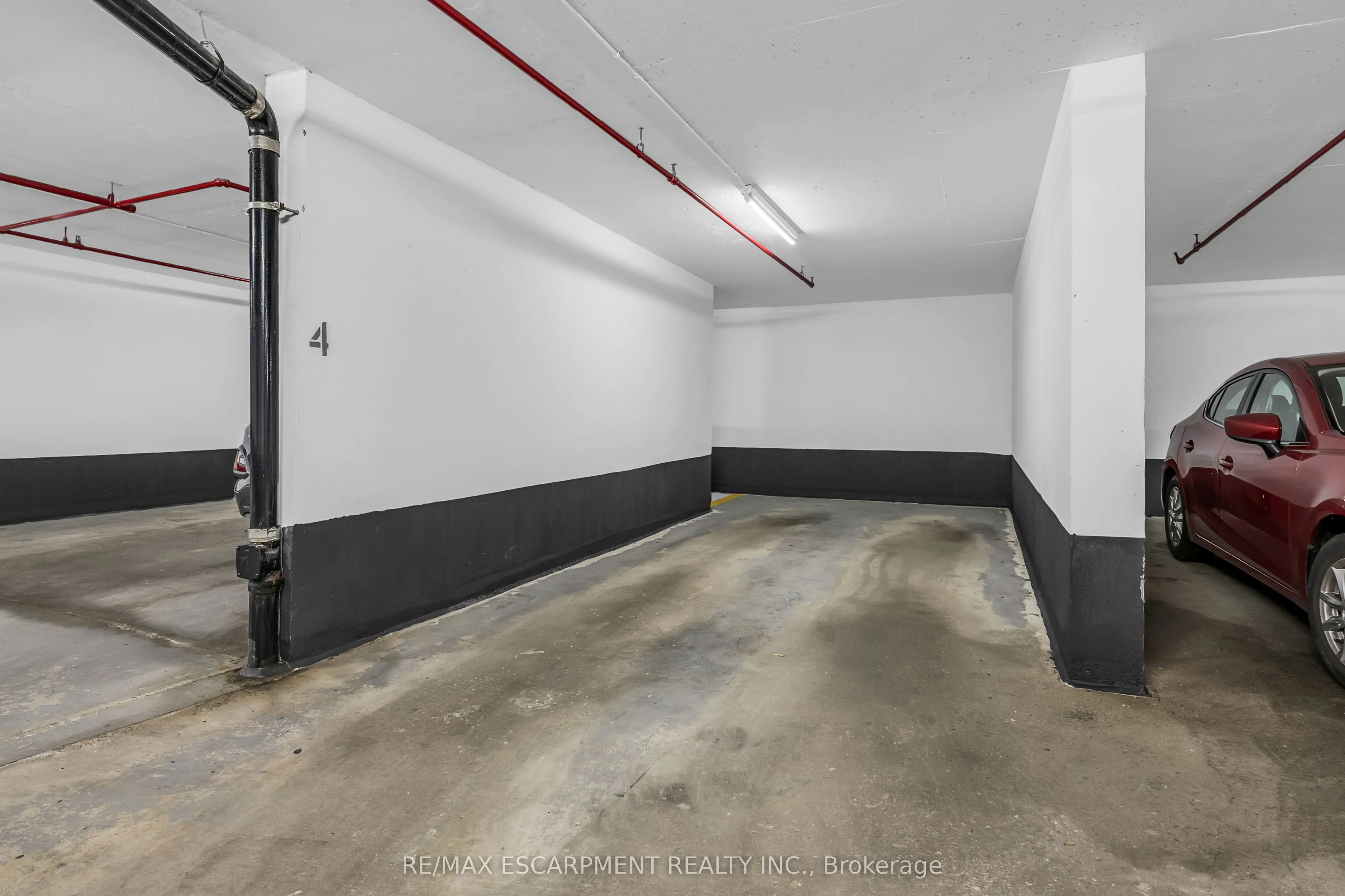 67 Caroline Street S #203