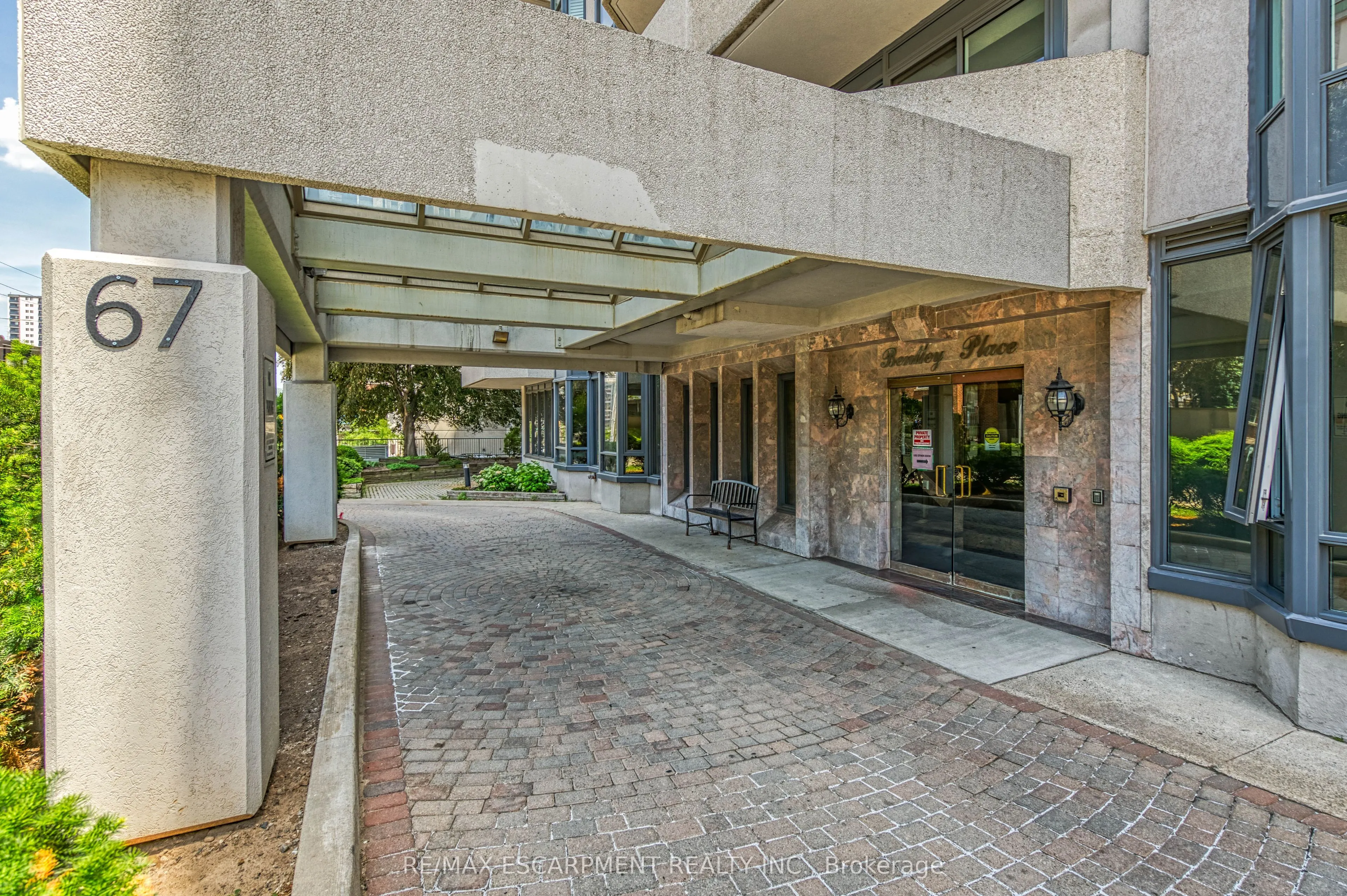 67 Caroline Street S #203