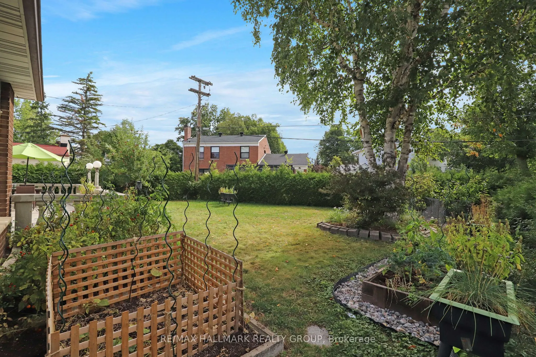 1712 Playfair Drive