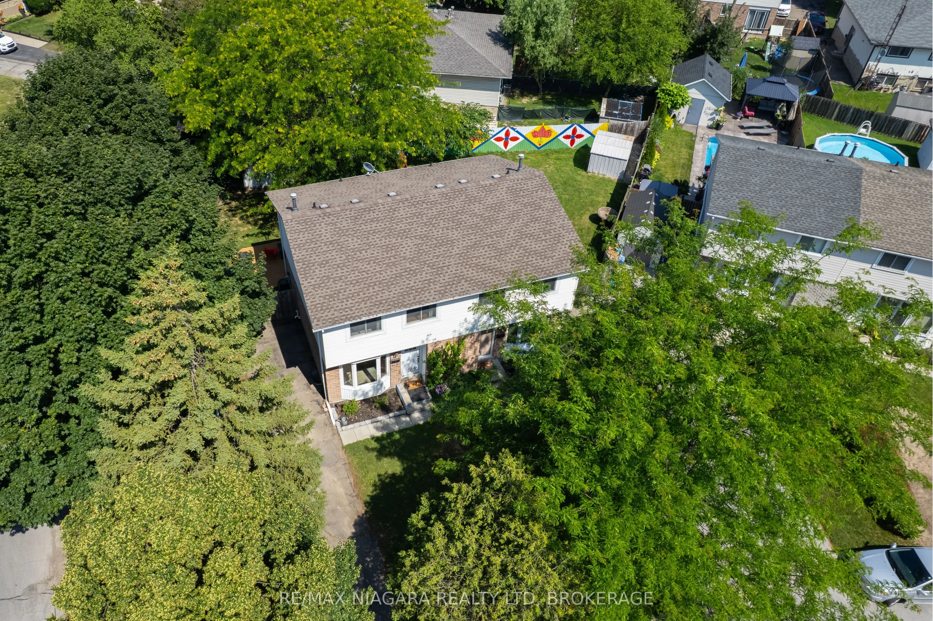 1 Bardadyn Court
