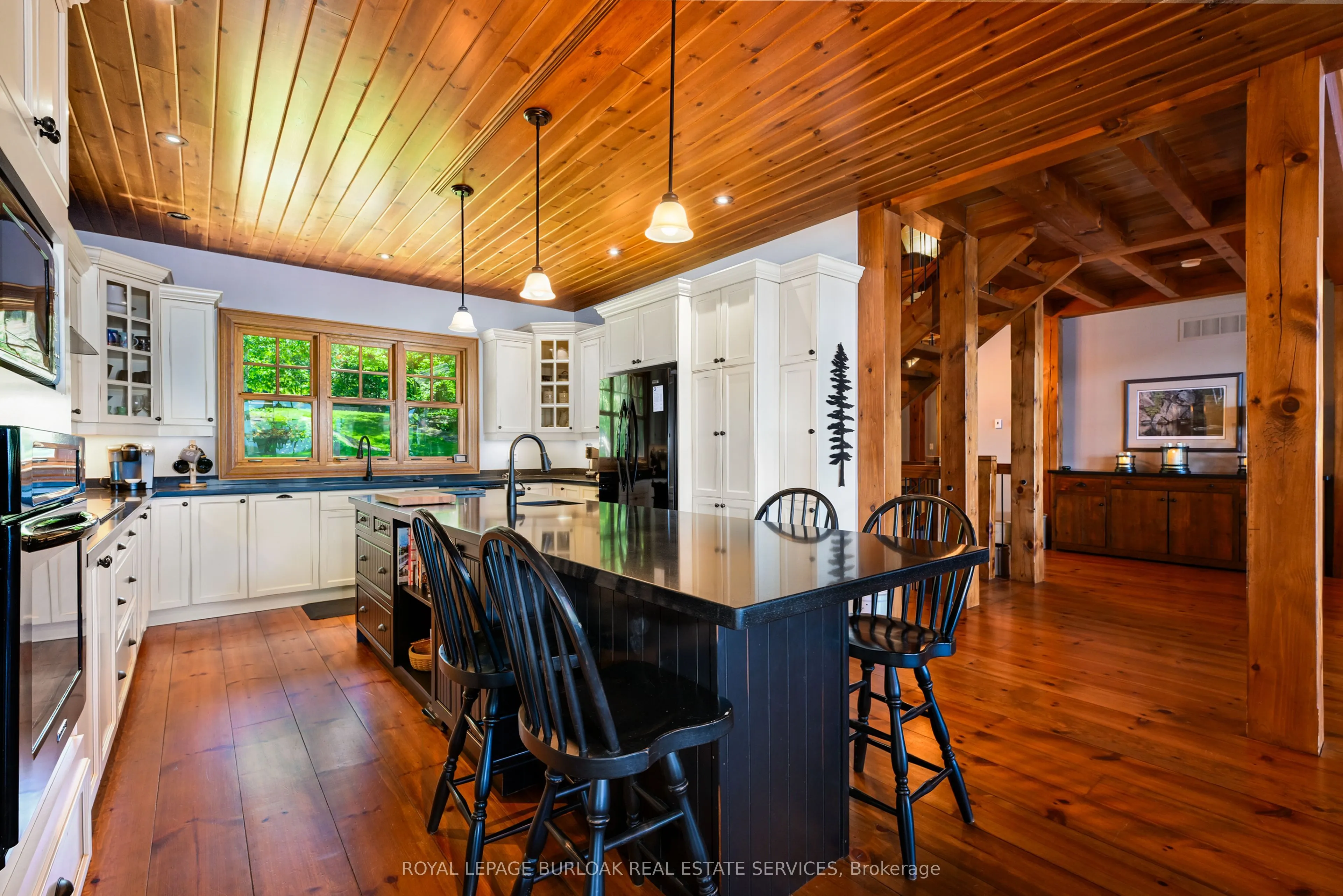 990 Haskett's Drive