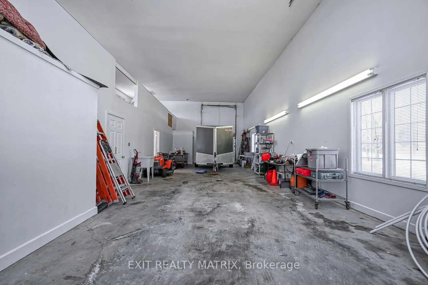 2573 Mitchell Street