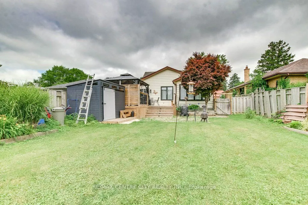 7031 Beattie Street