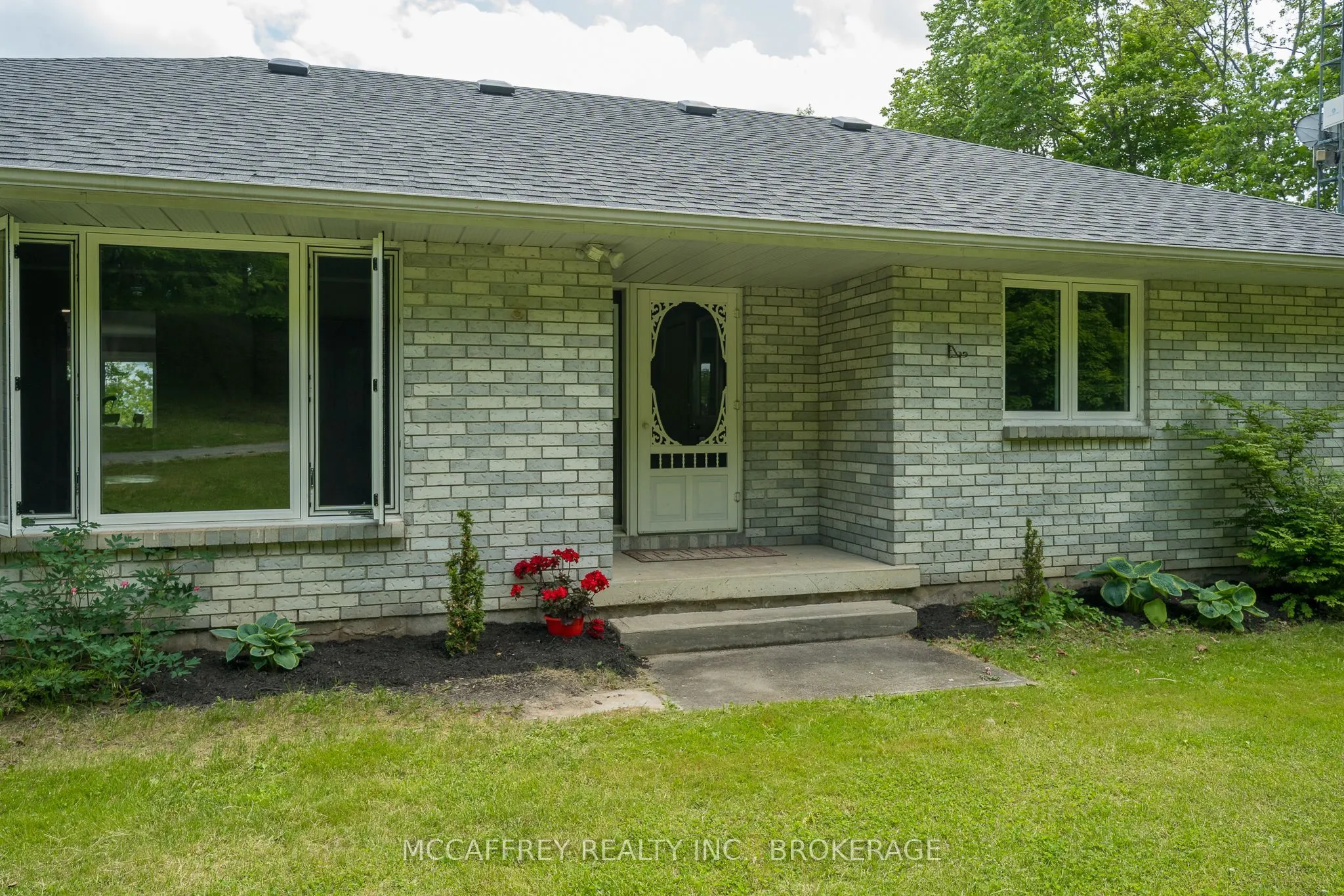 51 Luffman Road