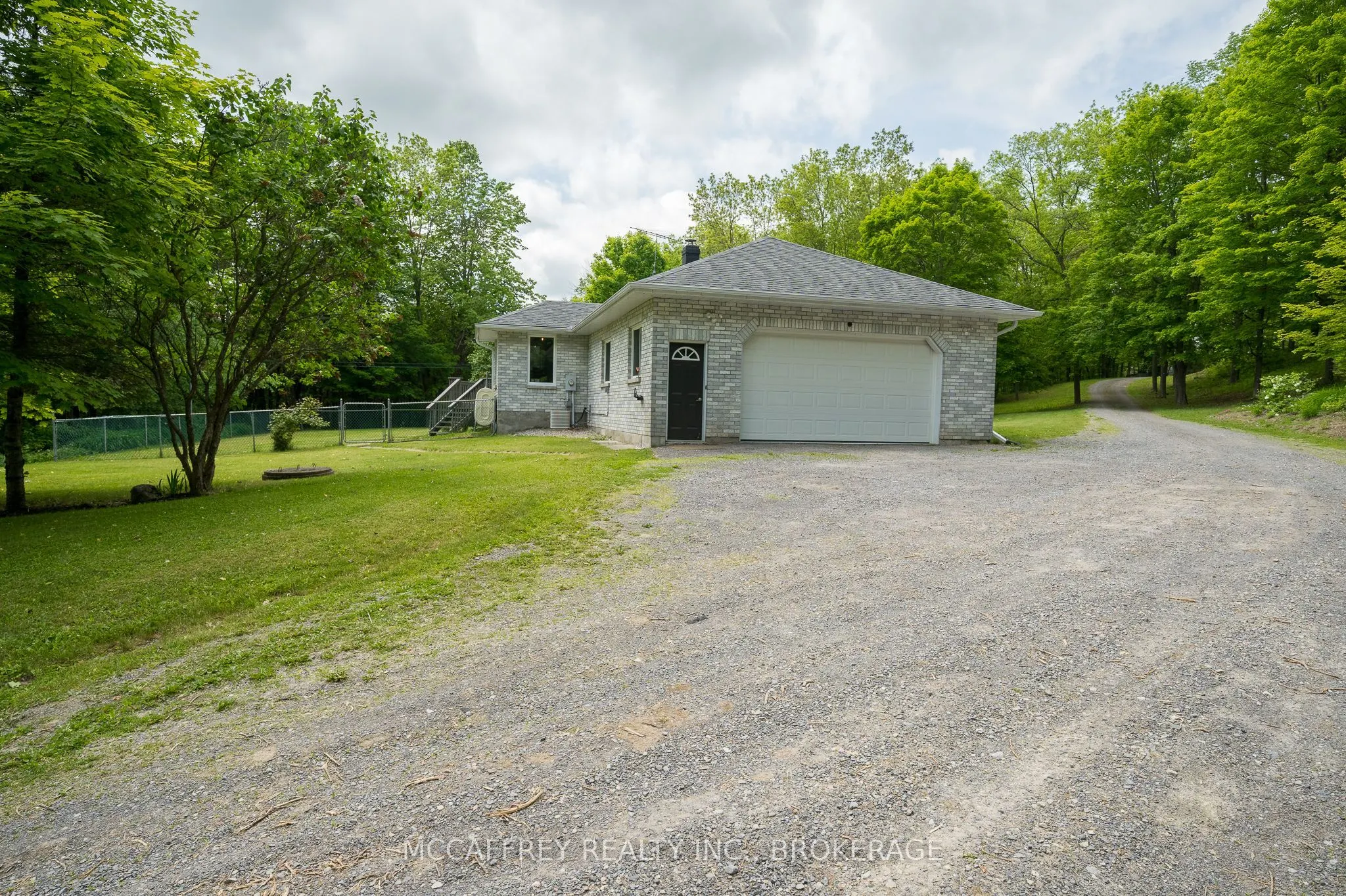 51 Luffman Road