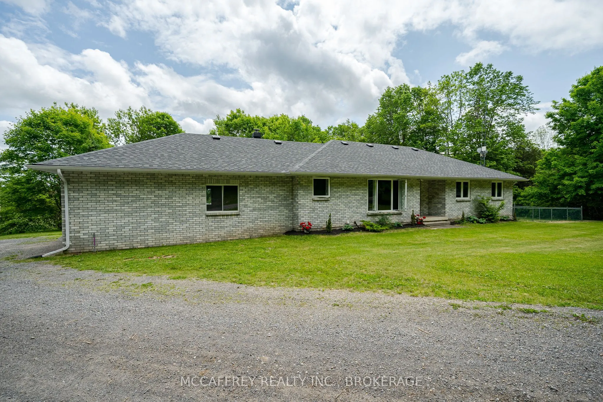 51 Luffman Road