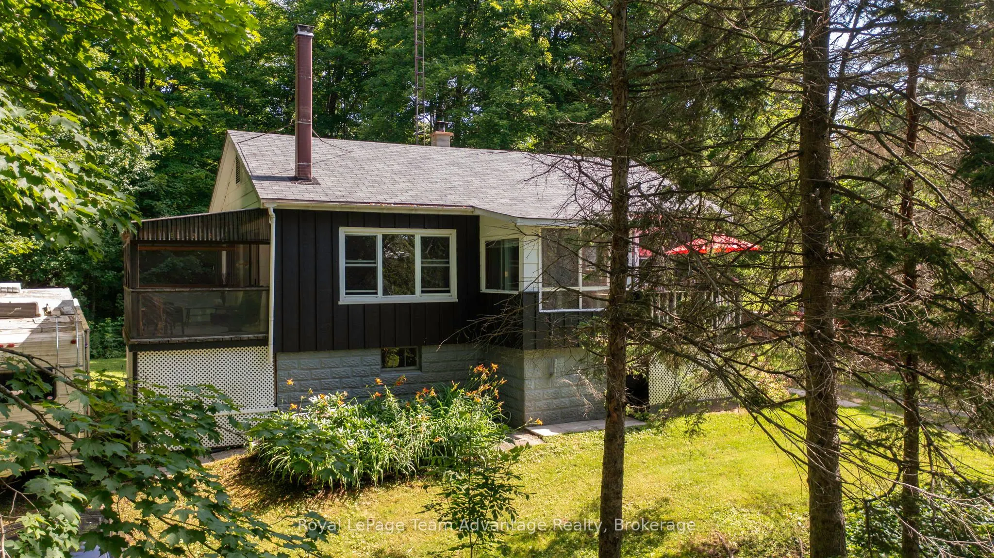 9 Woods Lane