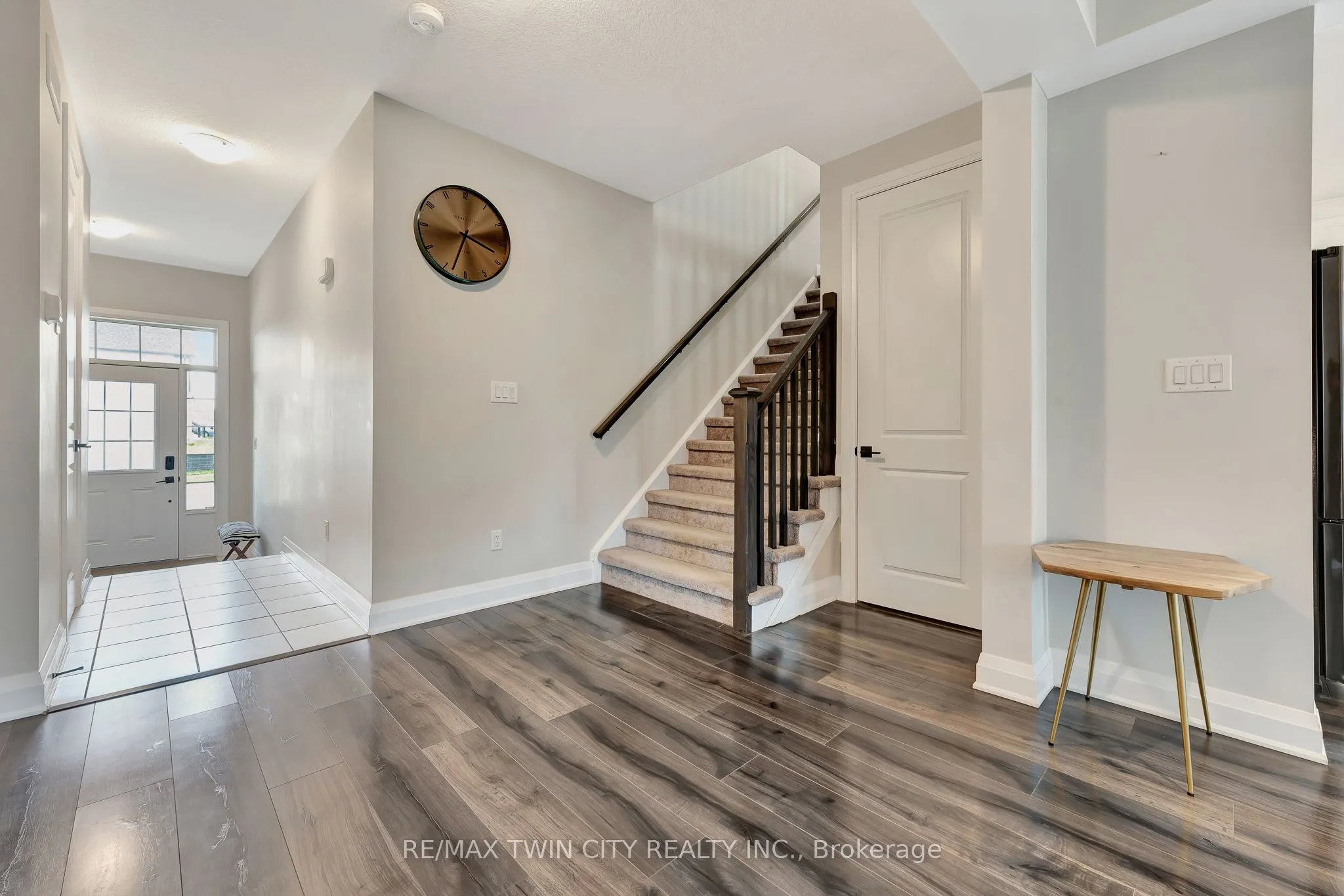 592 Mayapple Street
