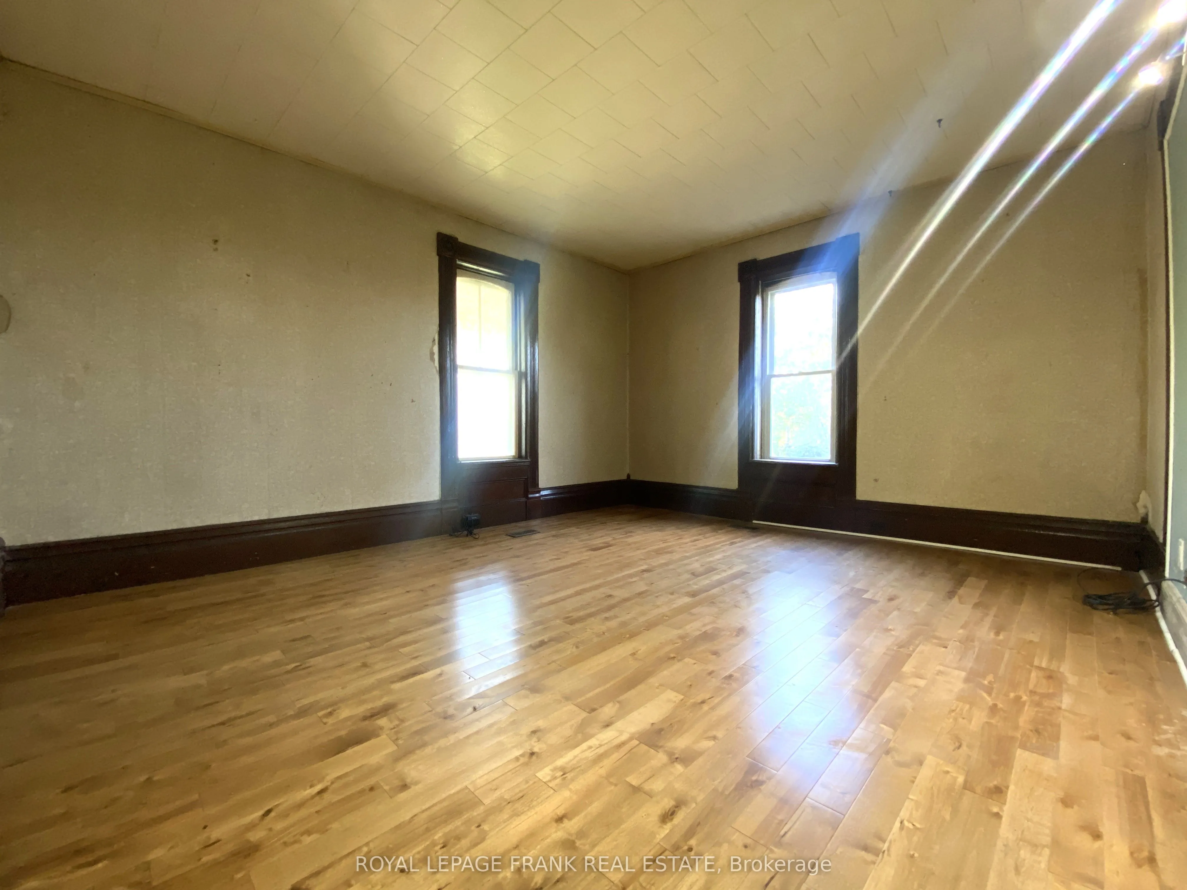 2432 B County Road 8 S