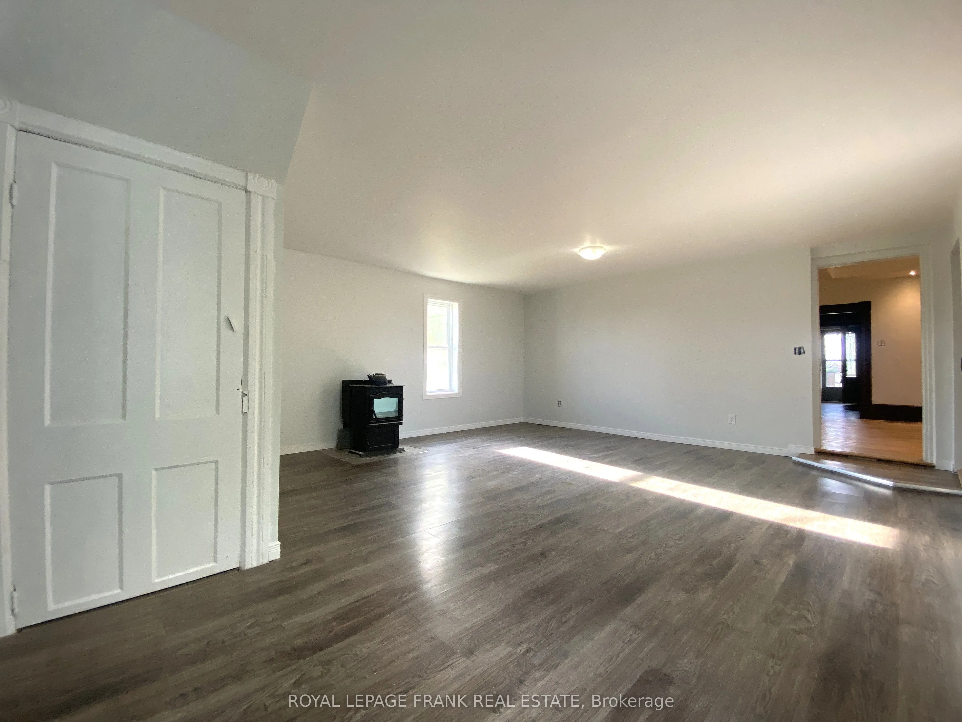 2432 B County Road 8 S