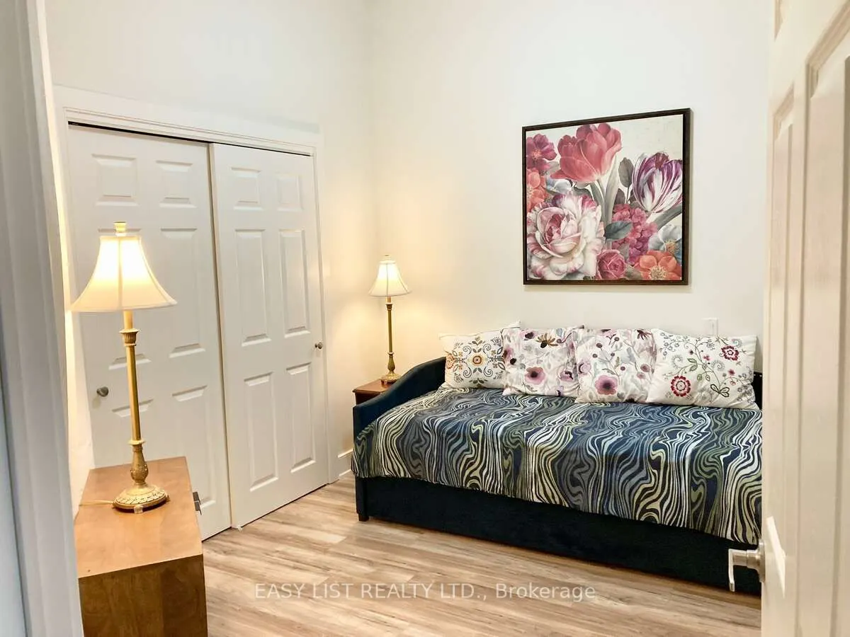 83 Little Bridge Street, #112