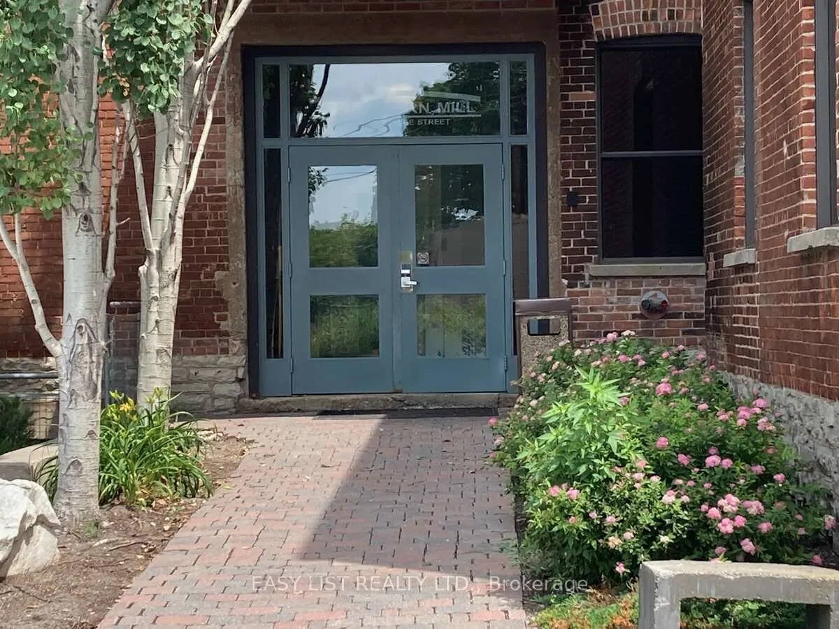 83 Little Bridge Street, #112