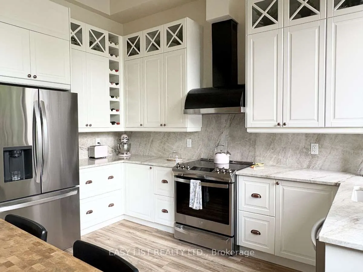 83 Little Bridge Street, #112