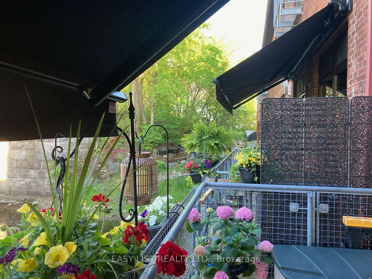 83 Little Bridge Street, #112