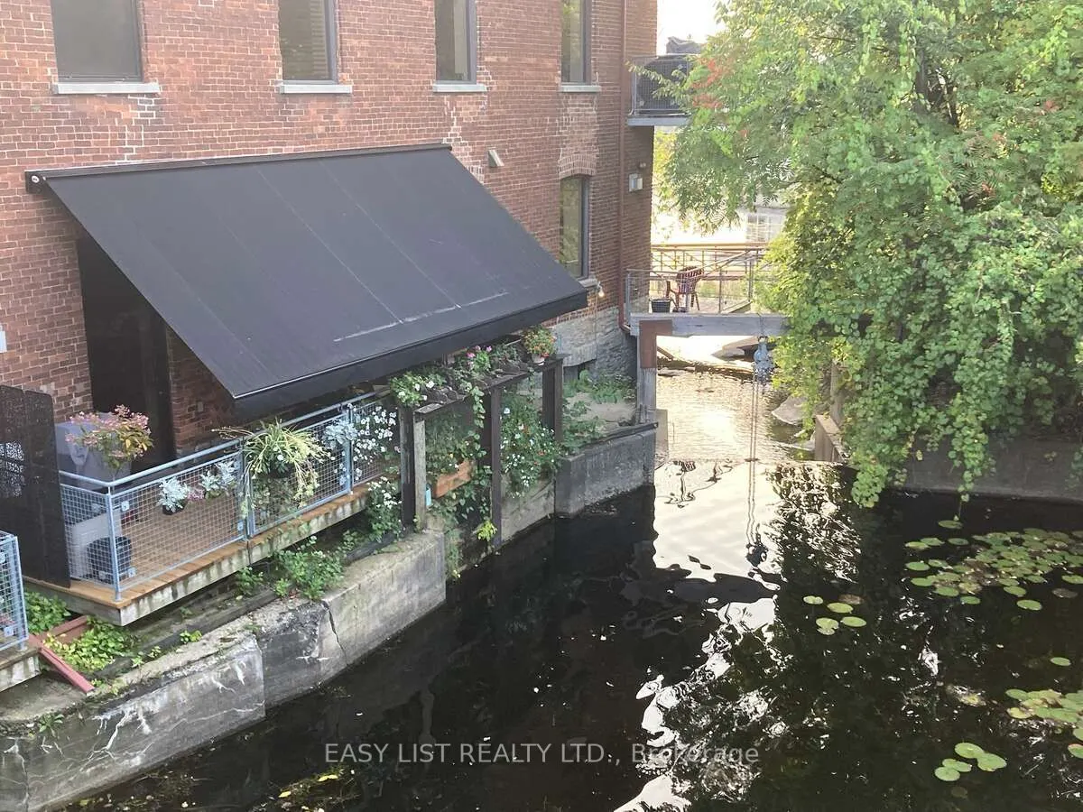 83 Little Bridge Street, #112