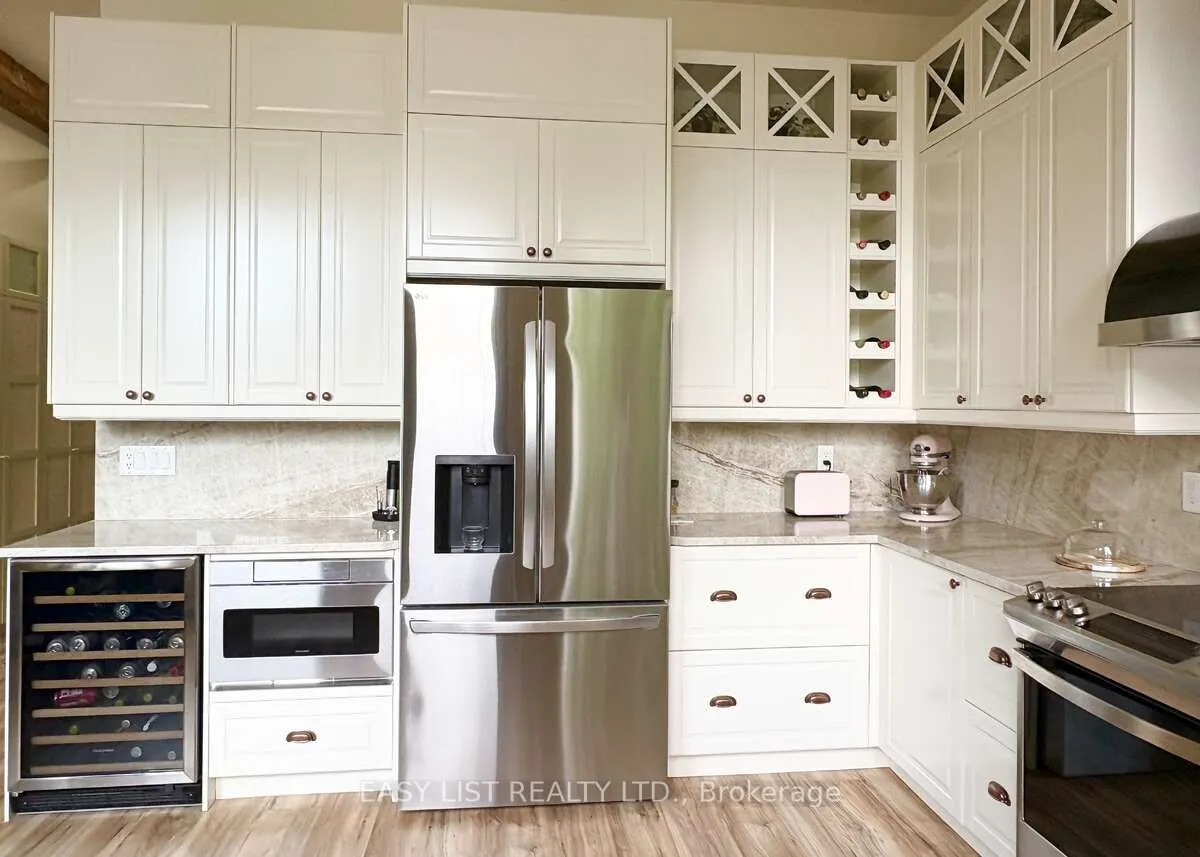 83 Little Bridge Street, #112