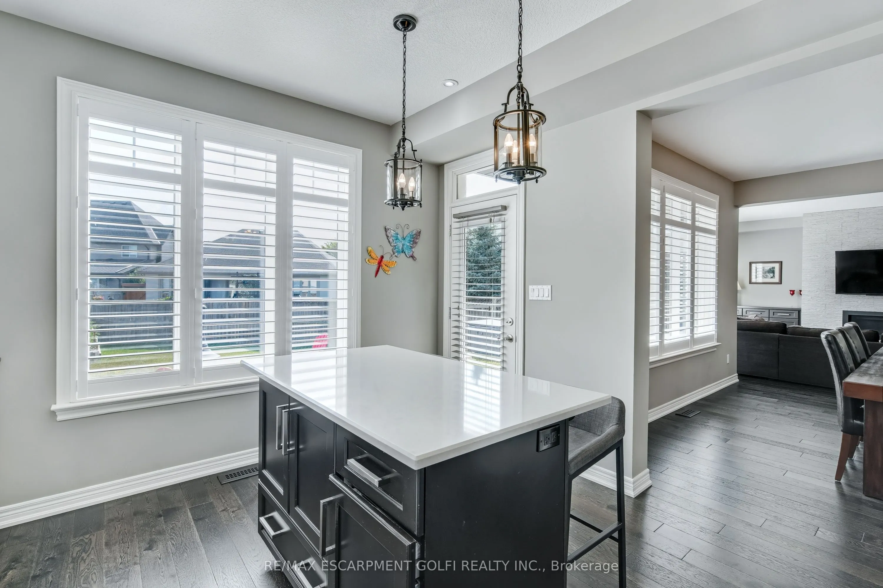 87 ANASTASIA Boulevard