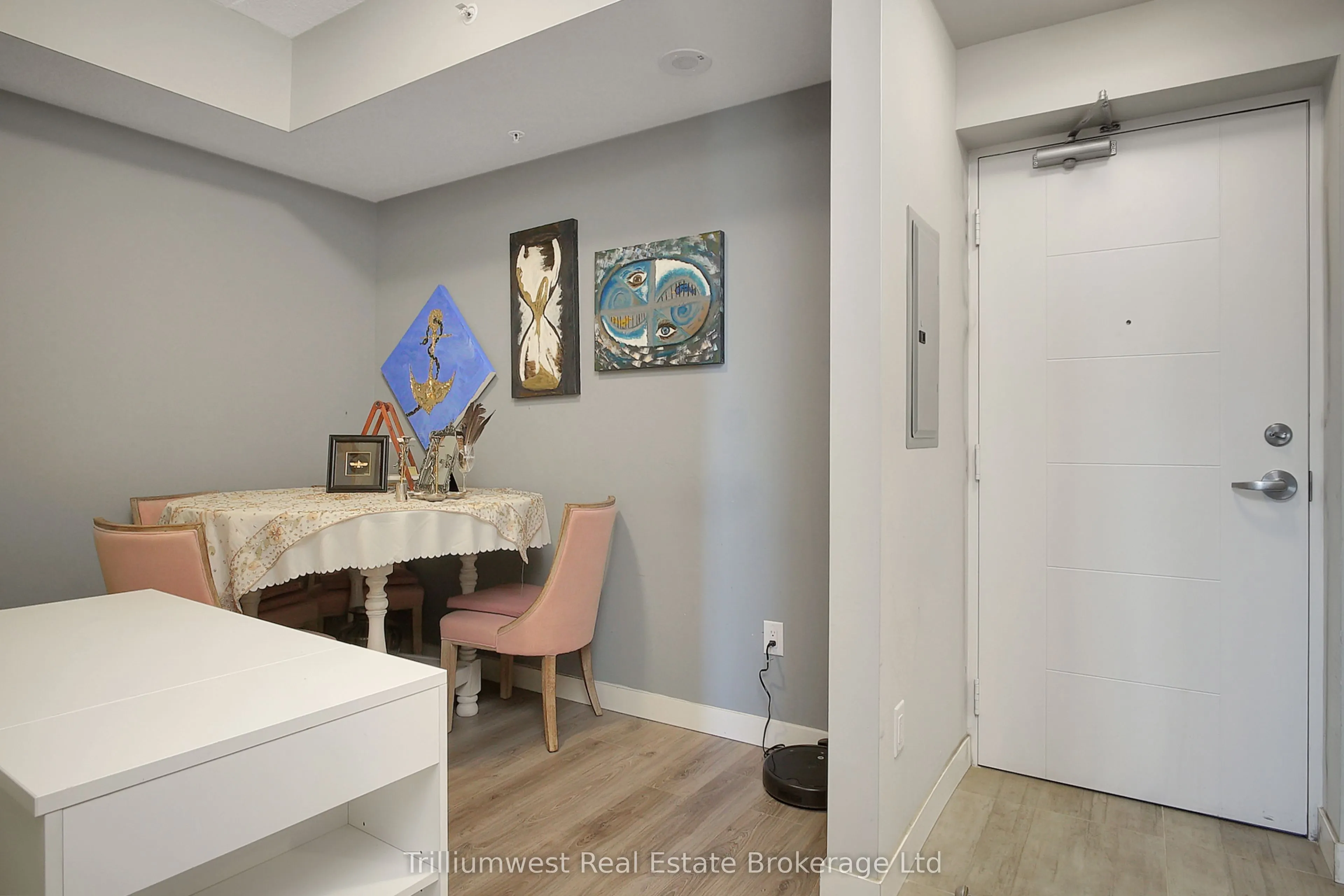 318 Spruce Street, #1501