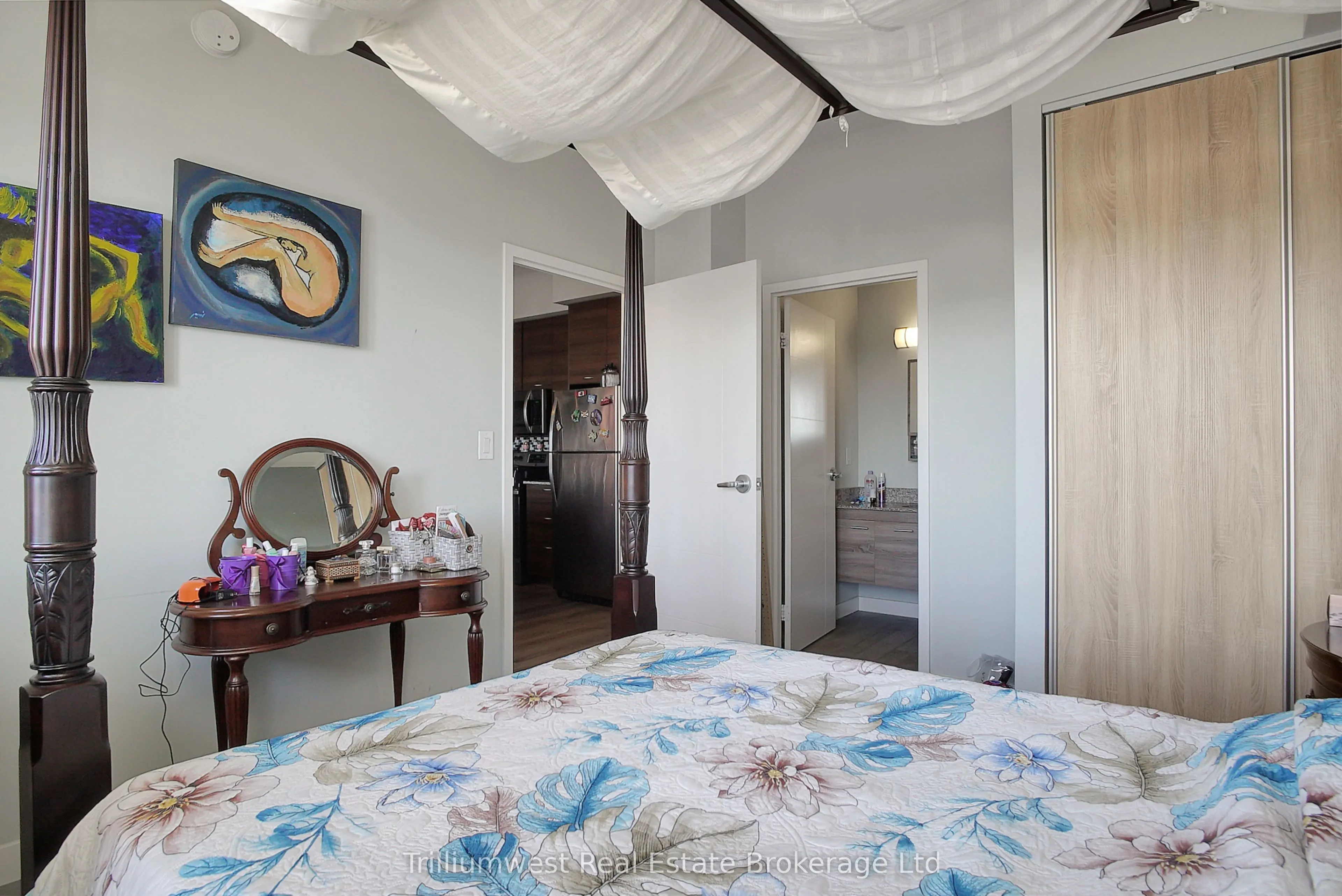318 Spruce Street, #1501