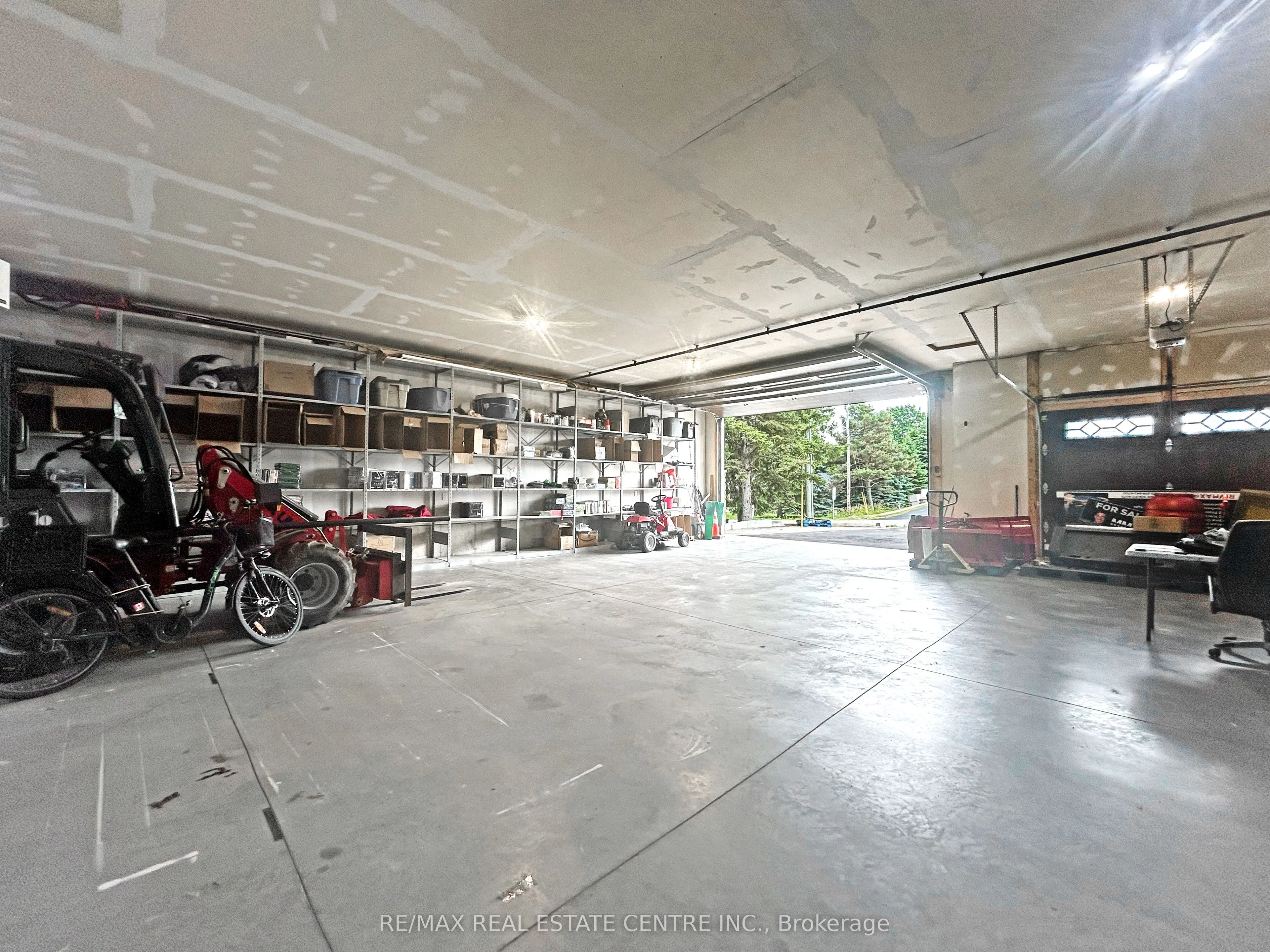 2 Cedar Grove Road