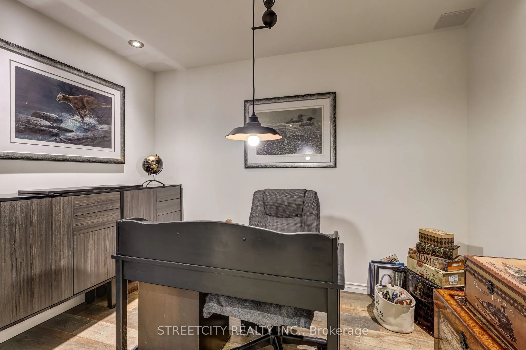 20 Windemere Place #6