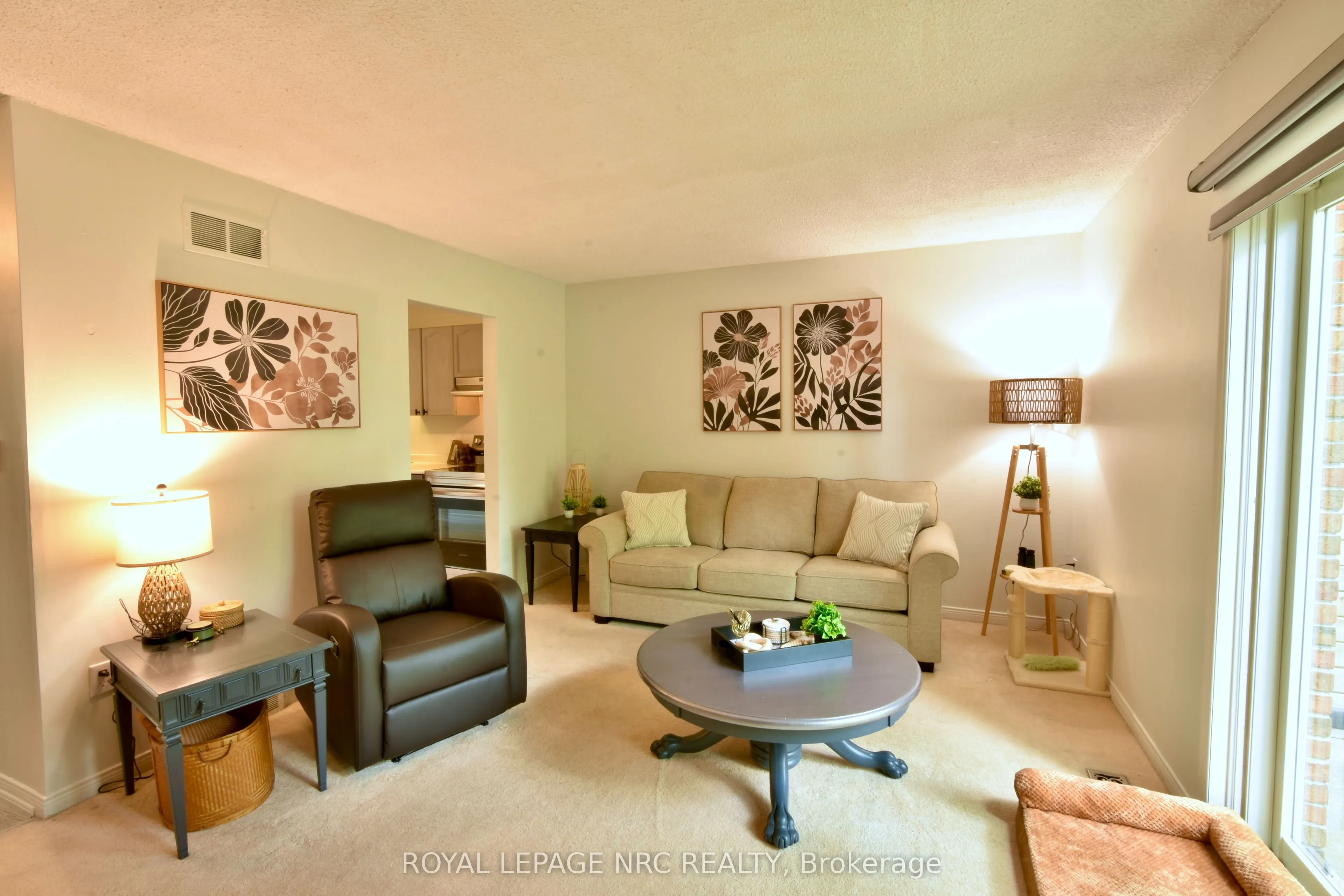 159 Canboro Road, #11
