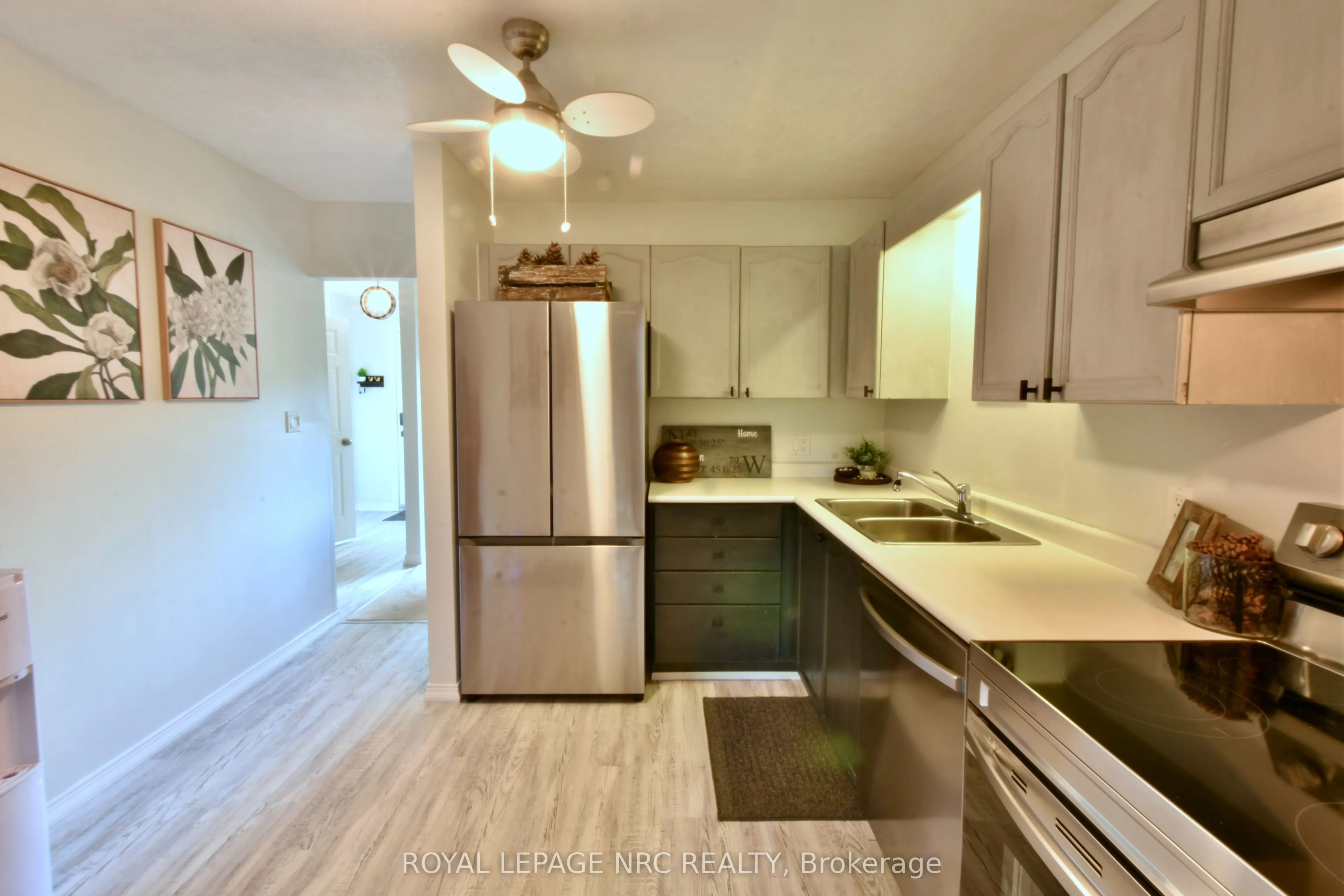 159 Canboro Road, #11