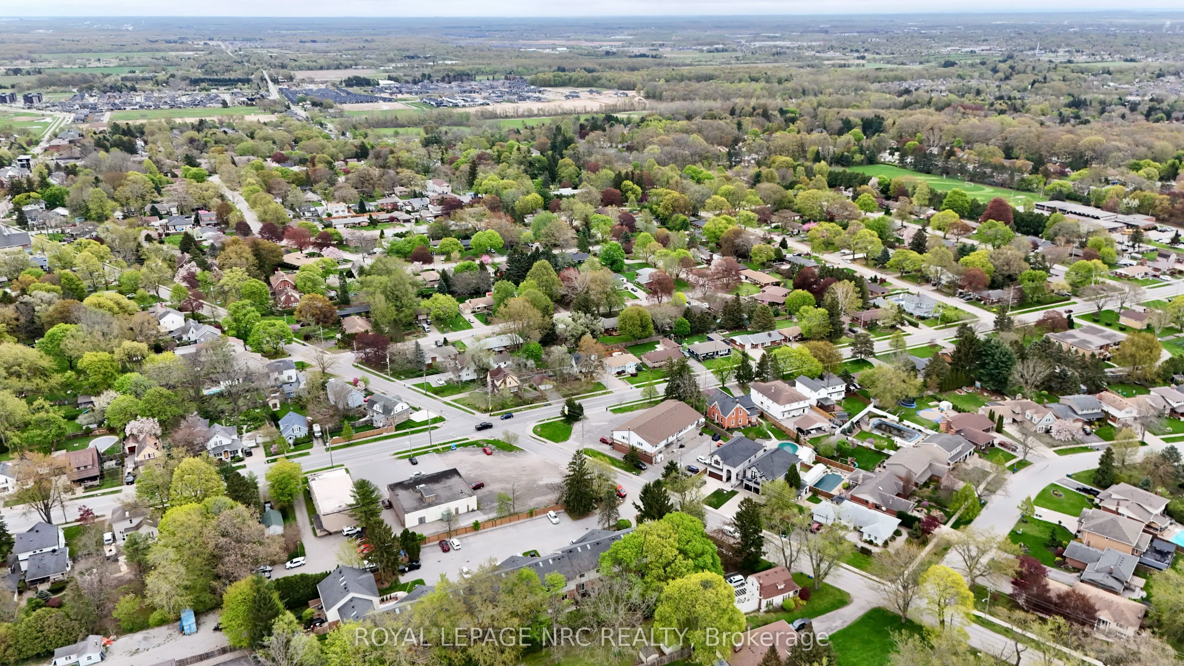 159 Canboro Road, #11