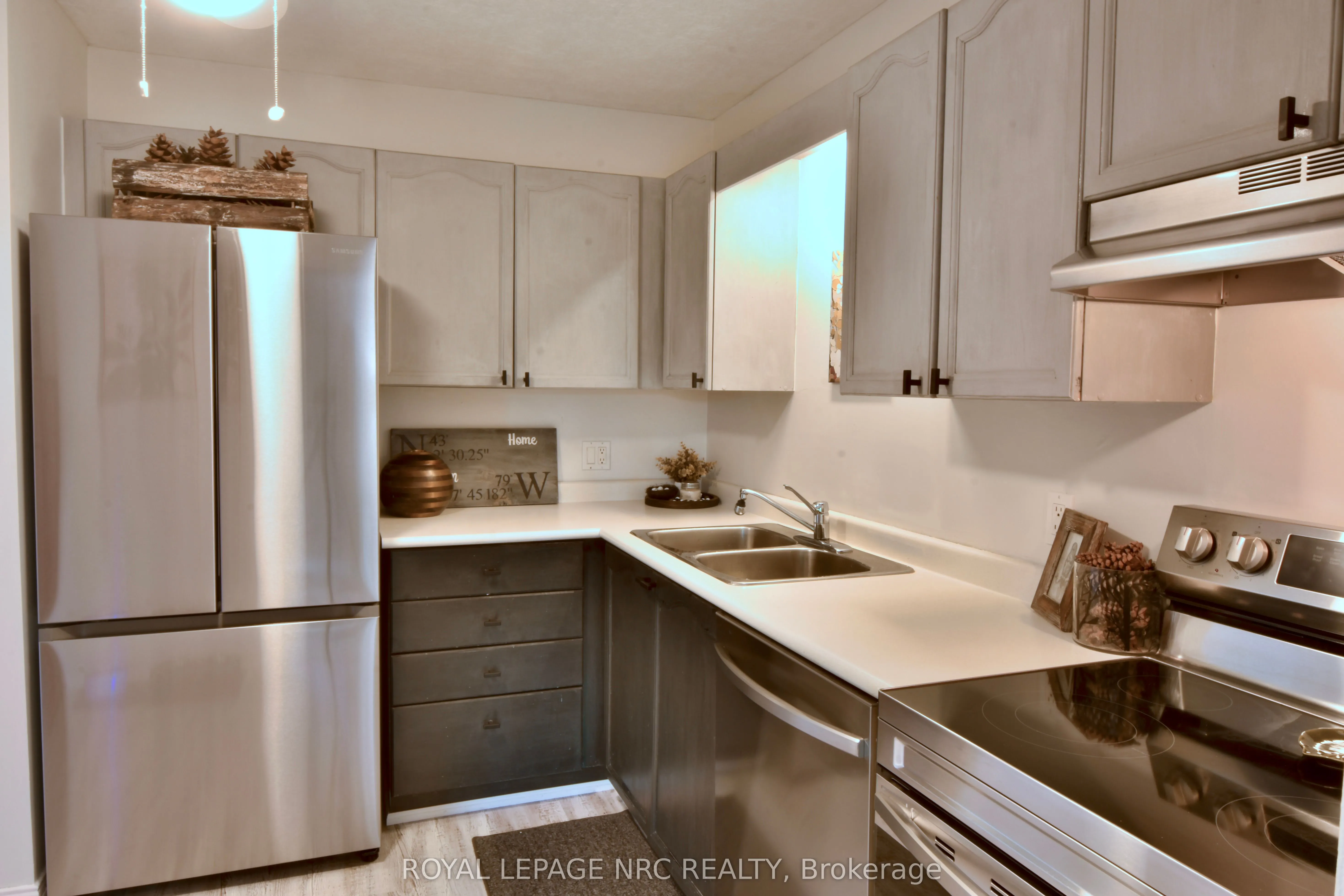 159 Canboro Road, #11