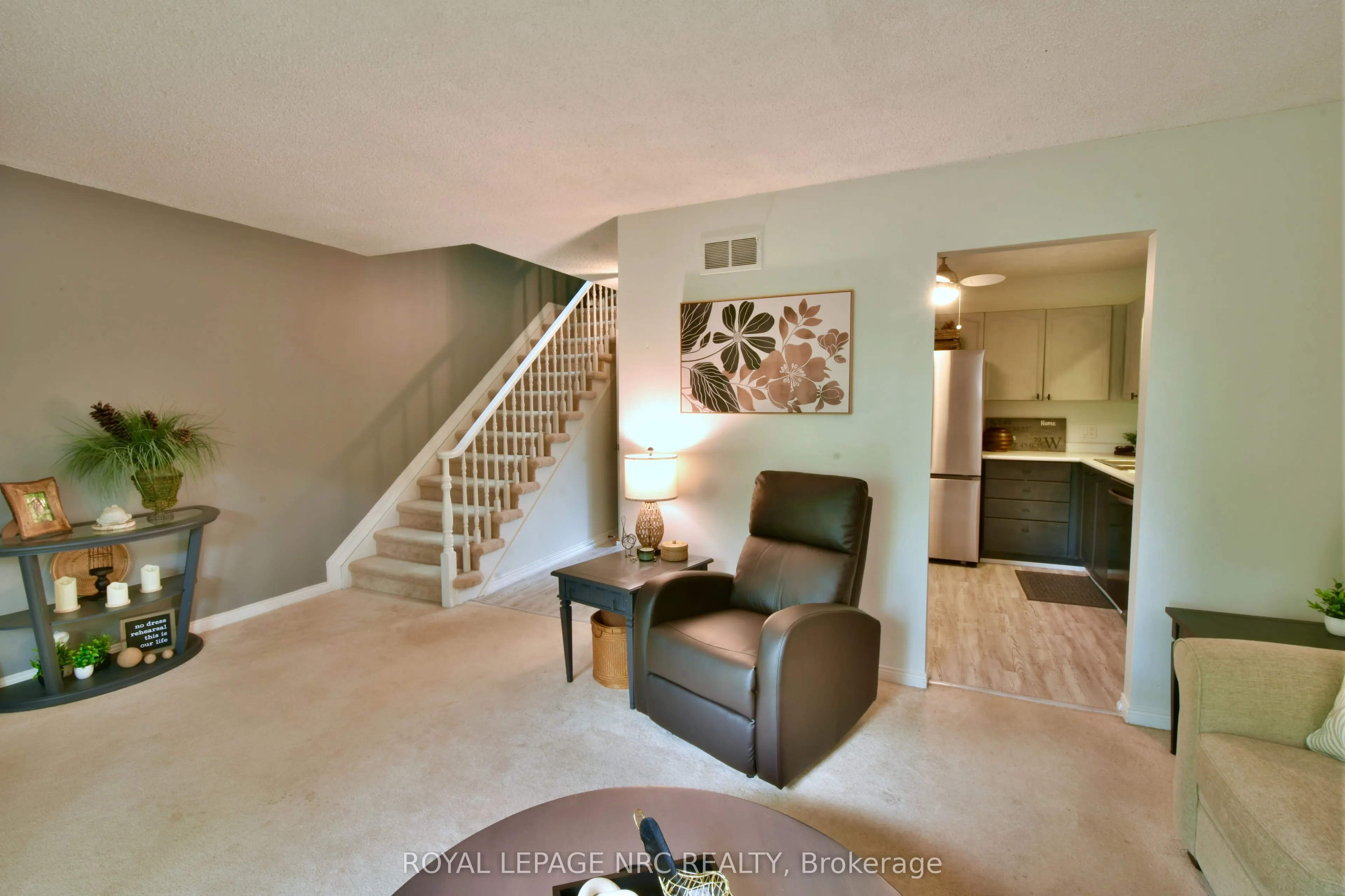 159 Canboro Road, #11
