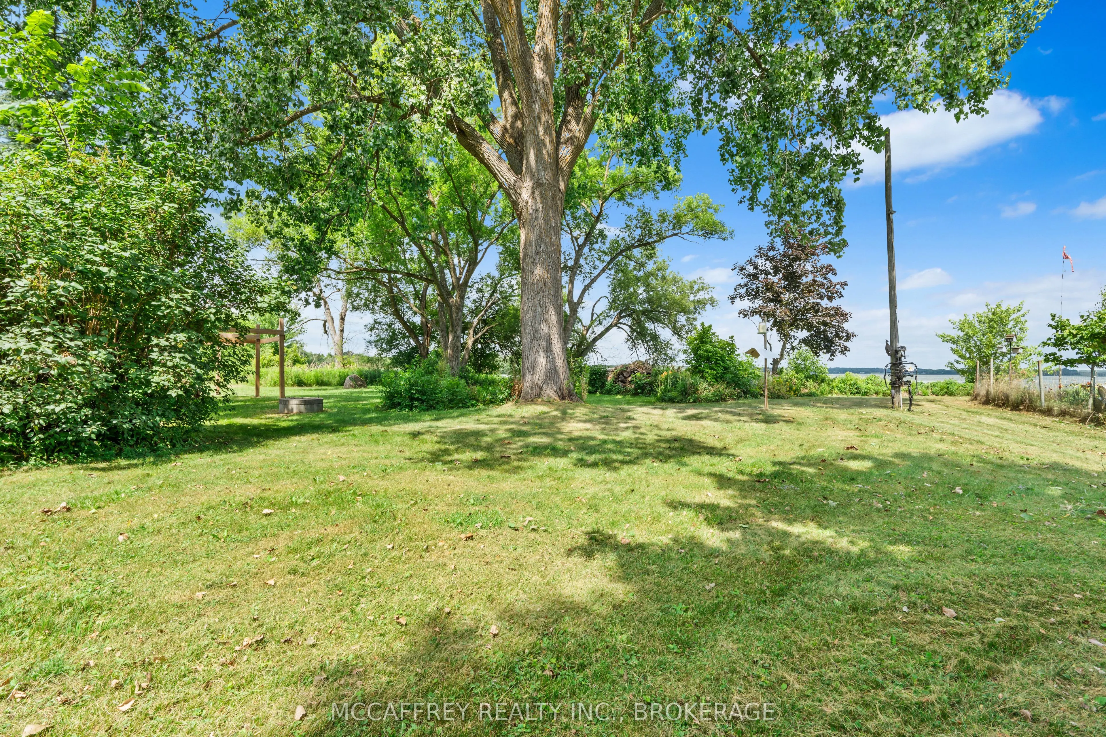 425 South Shore Road