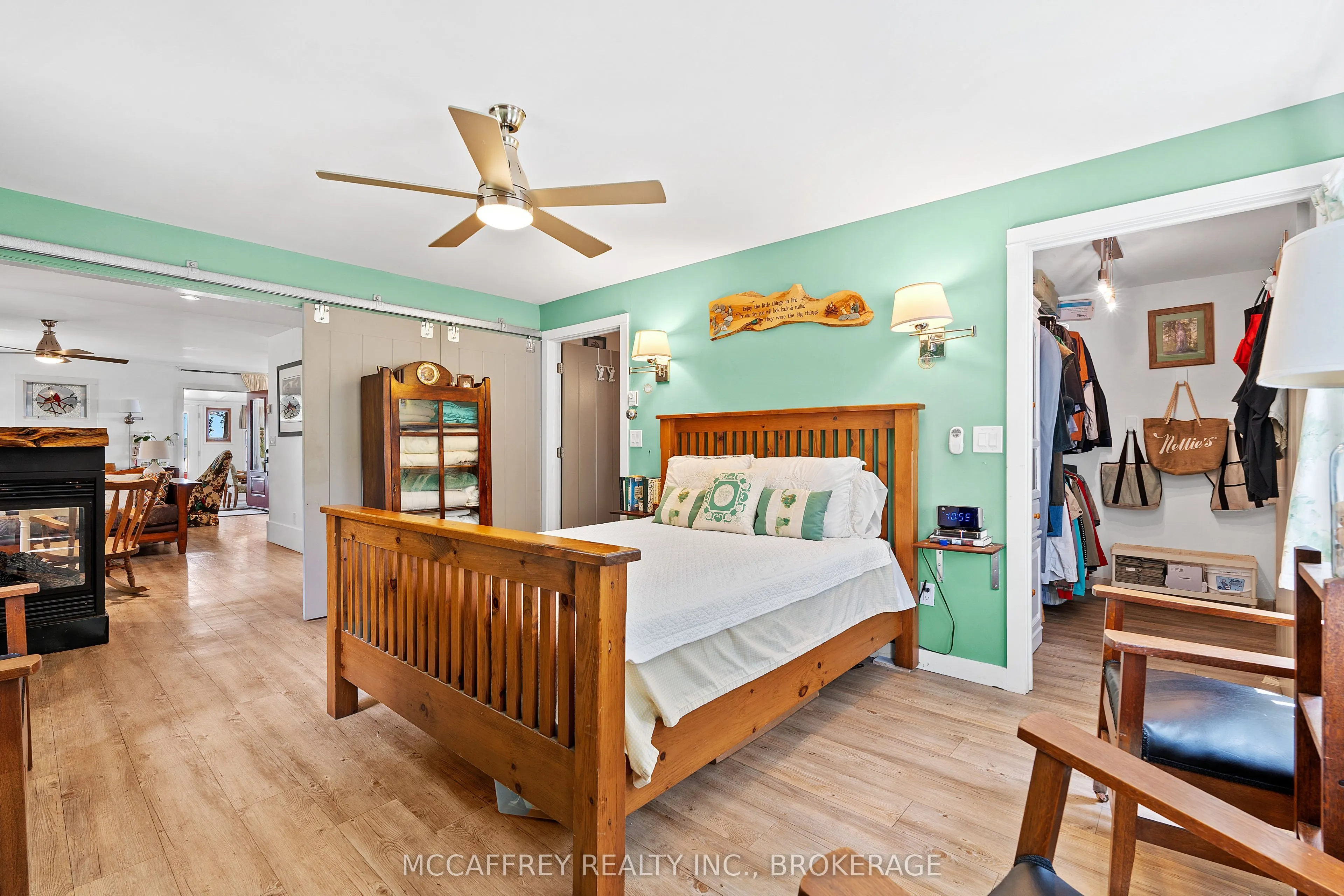 425 South Shore Road