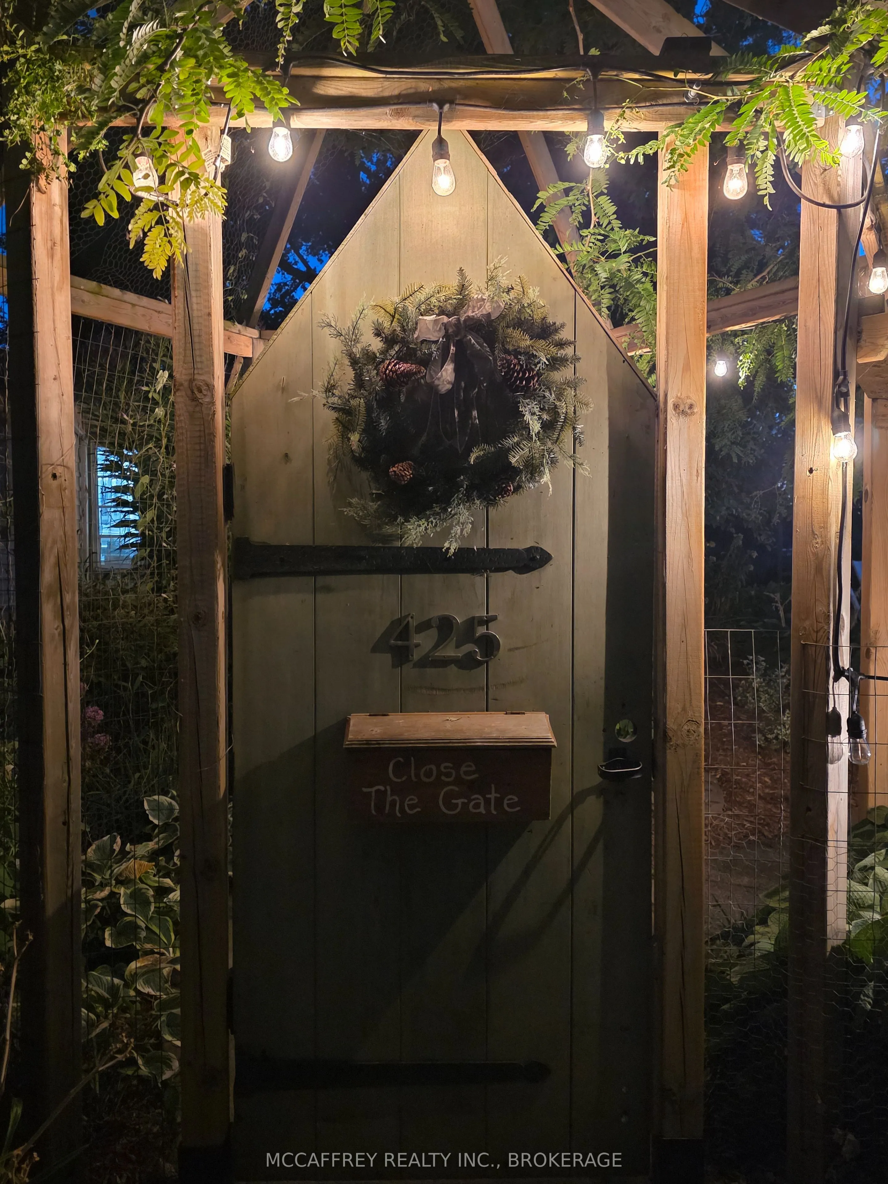 425 South Shore Road