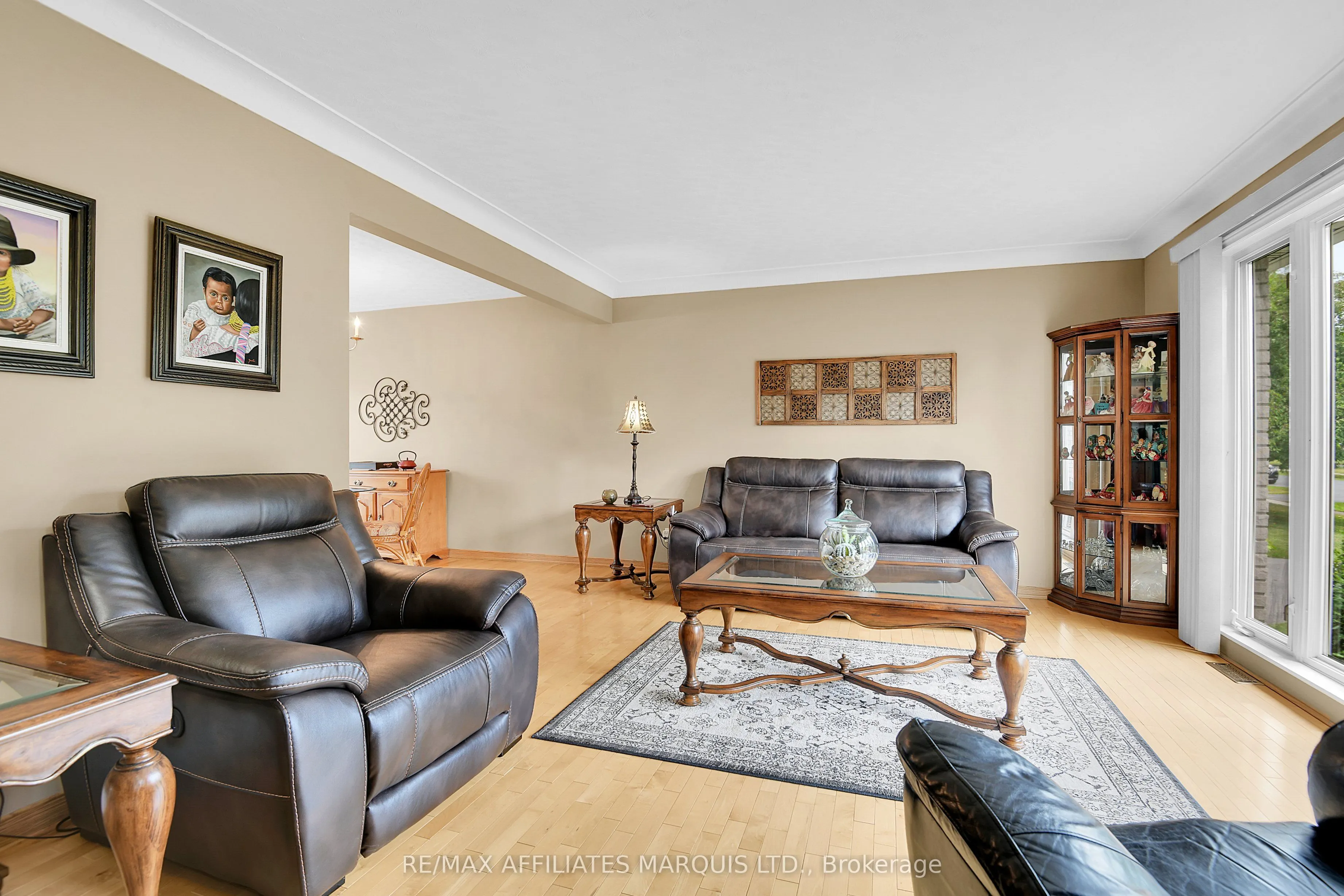 11 Ault Drive