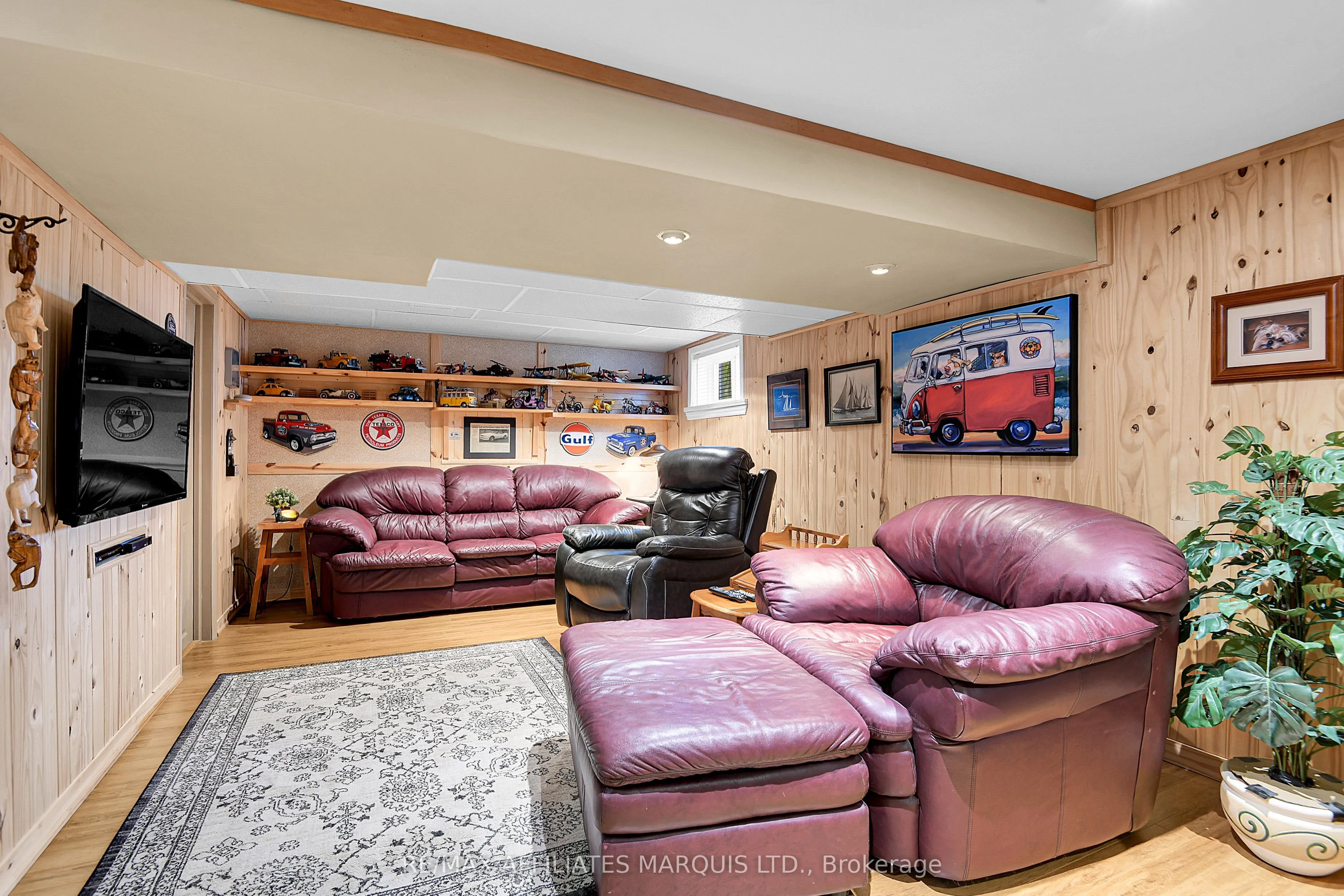 11 Ault Drive