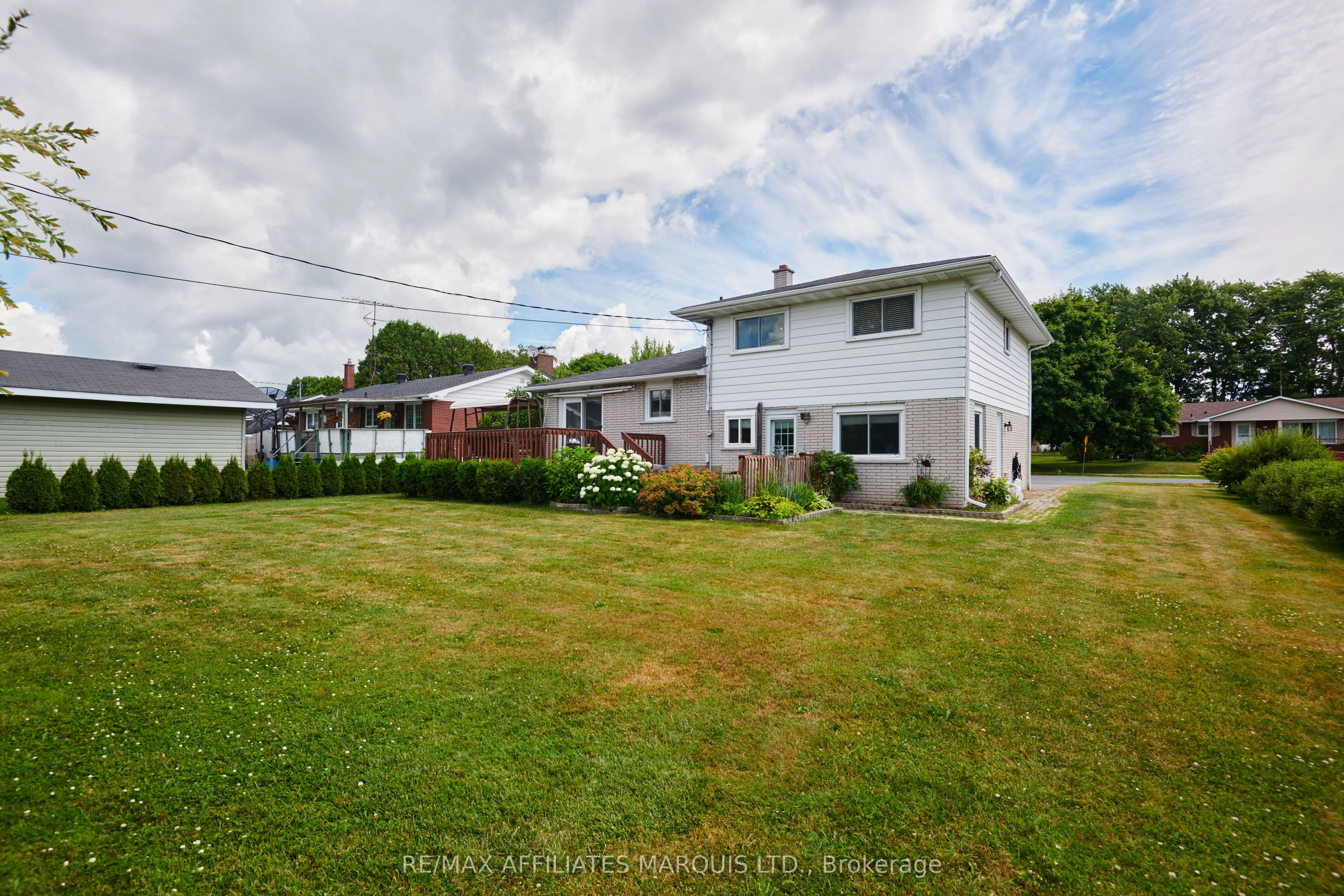 11 Ault Drive