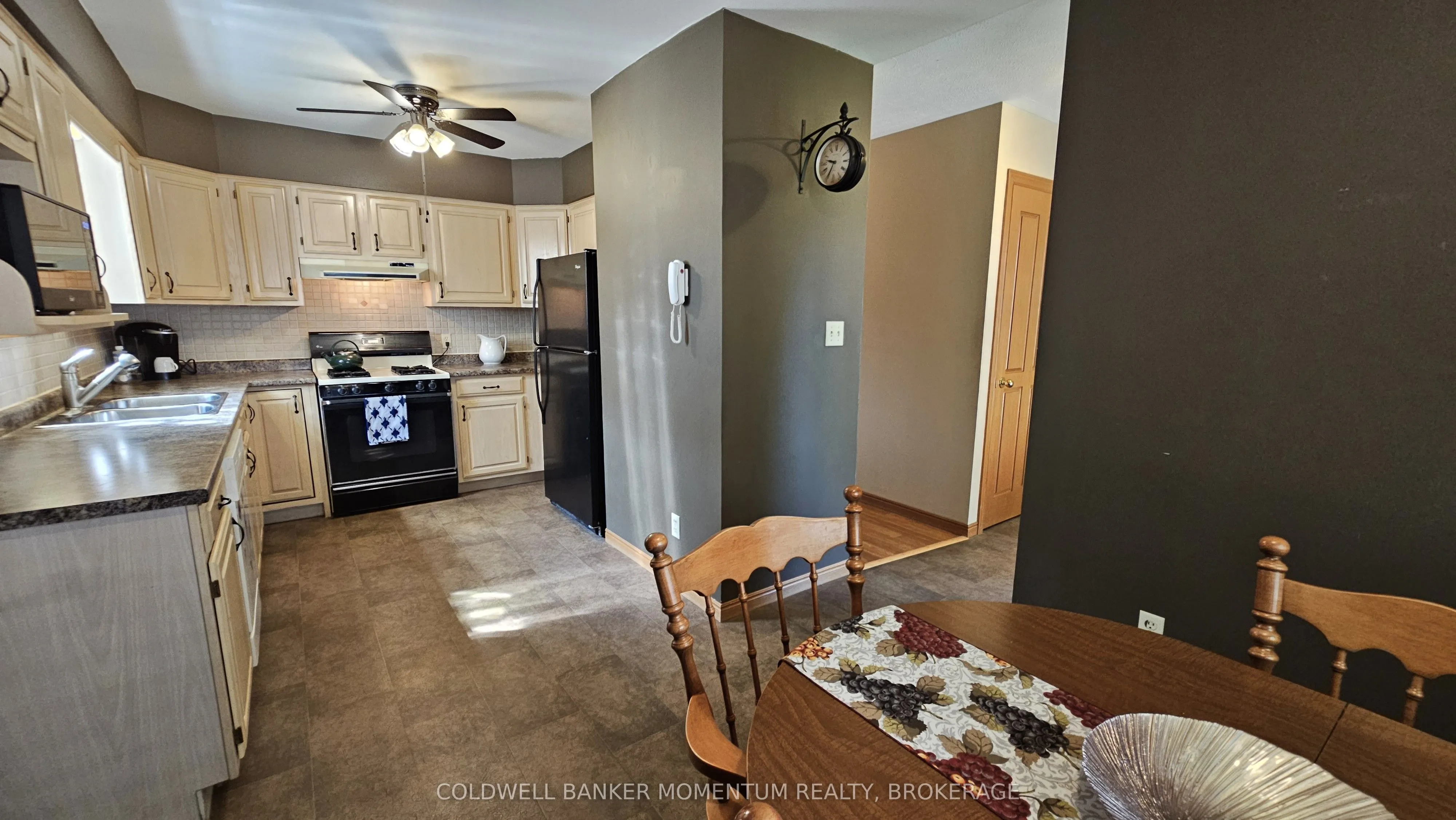 42 Donly Drive S, #11