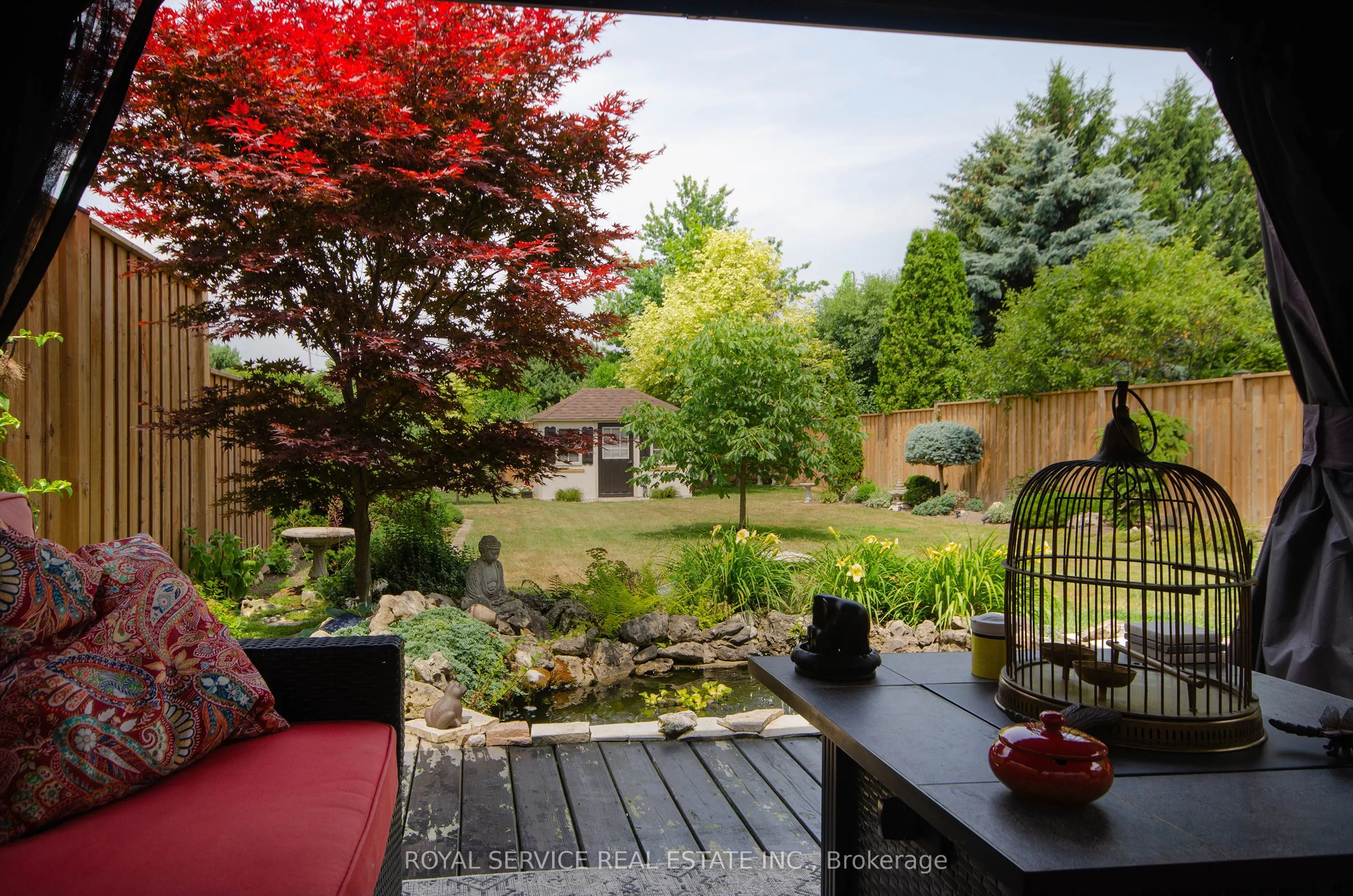 16 Burnham Boulevard